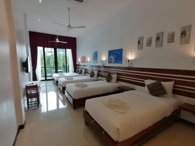 Bedroom, Bed in Green View Village Resort - SHA Plus