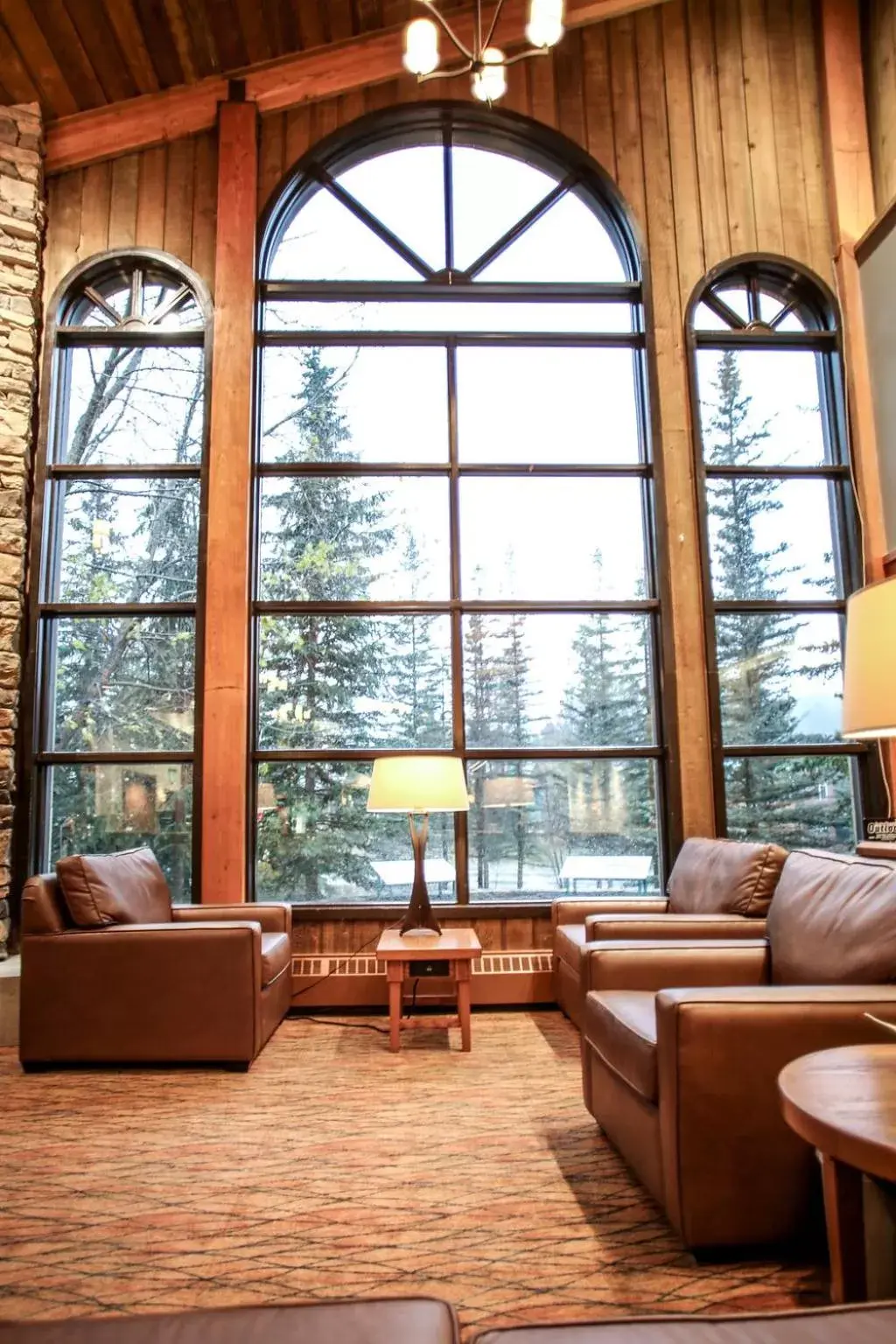 Lobby or reception, Seating Area in Lake Louise Inn