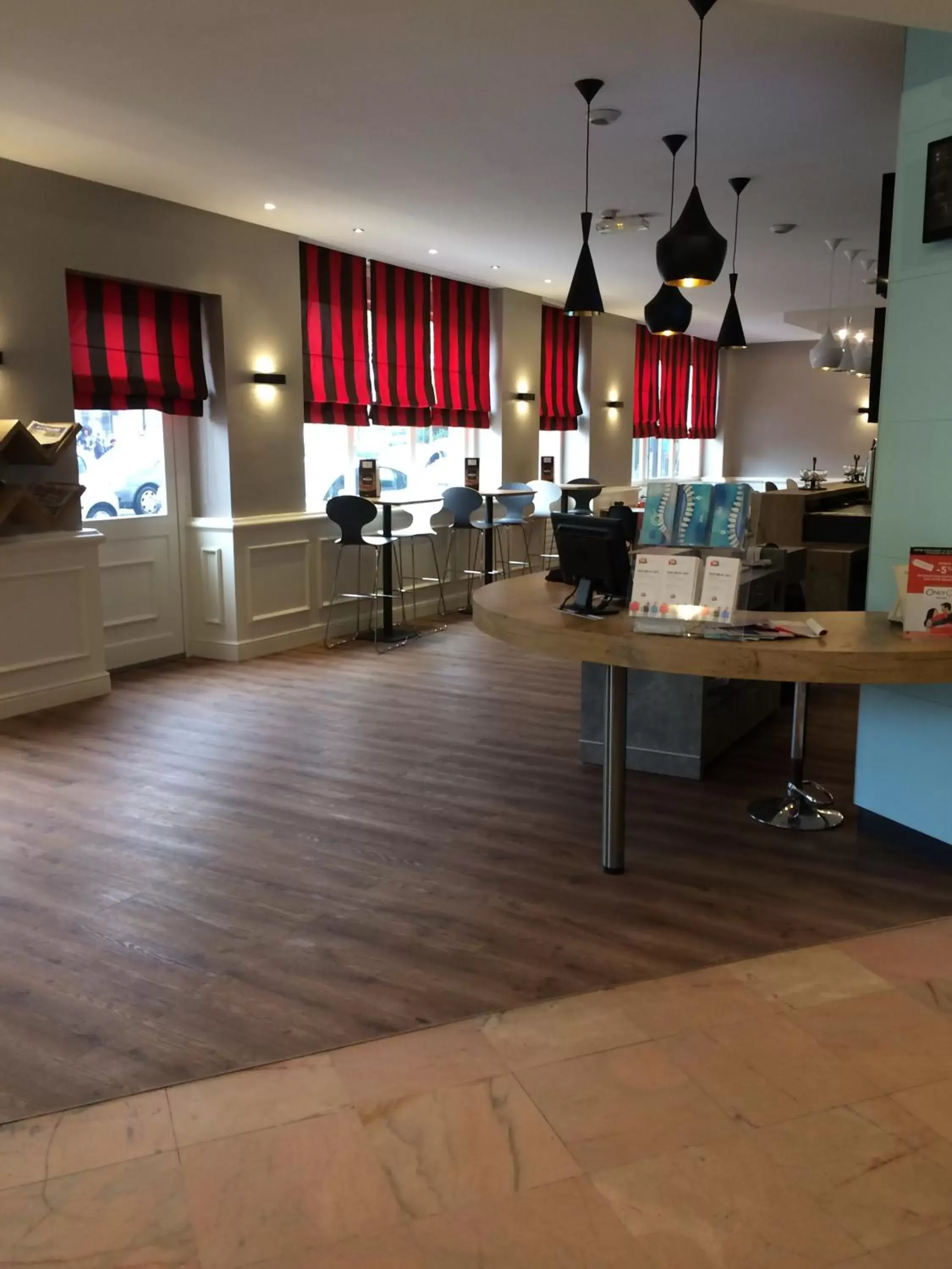 Lobby or reception, Restaurant/Places to Eat in ibis Toulouse Gare Matabiau