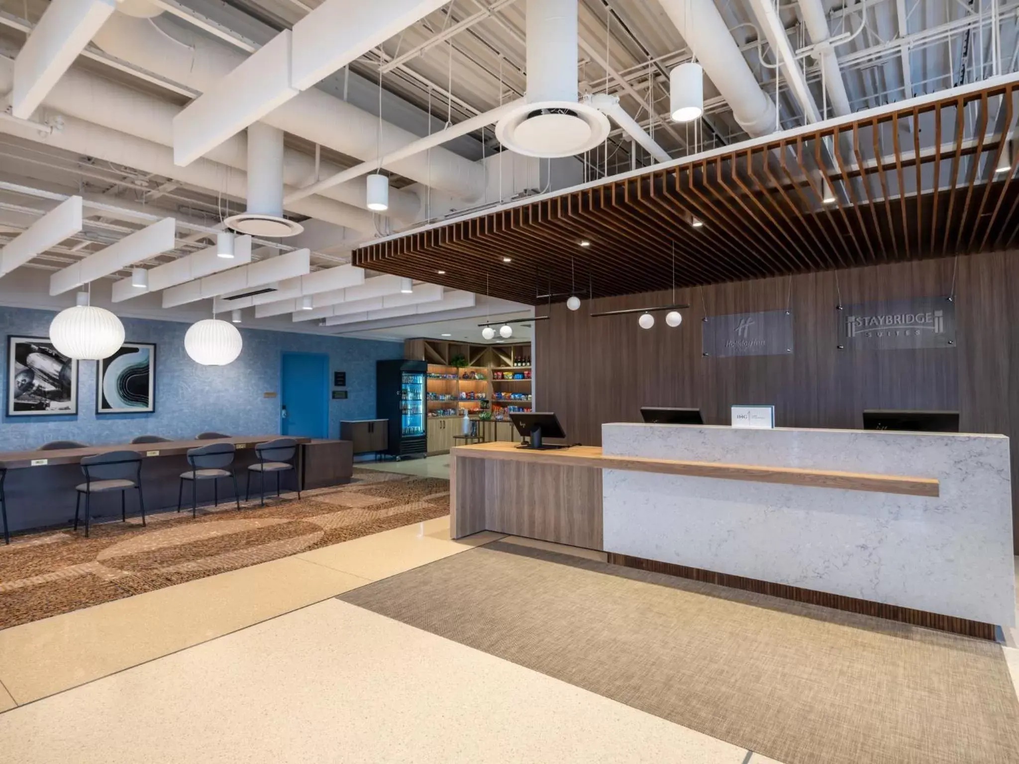 Property building, Lobby/Reception in Holiday Inn Chicago O'Hare - Rosemont, an IHG Hotel