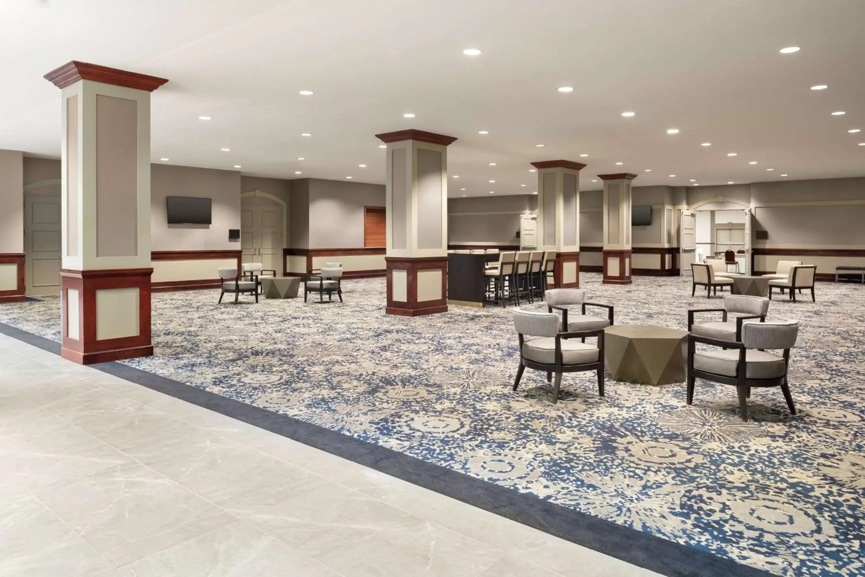 Meeting/conference room in Embassy Suites by Hilton Cleveland Rockside