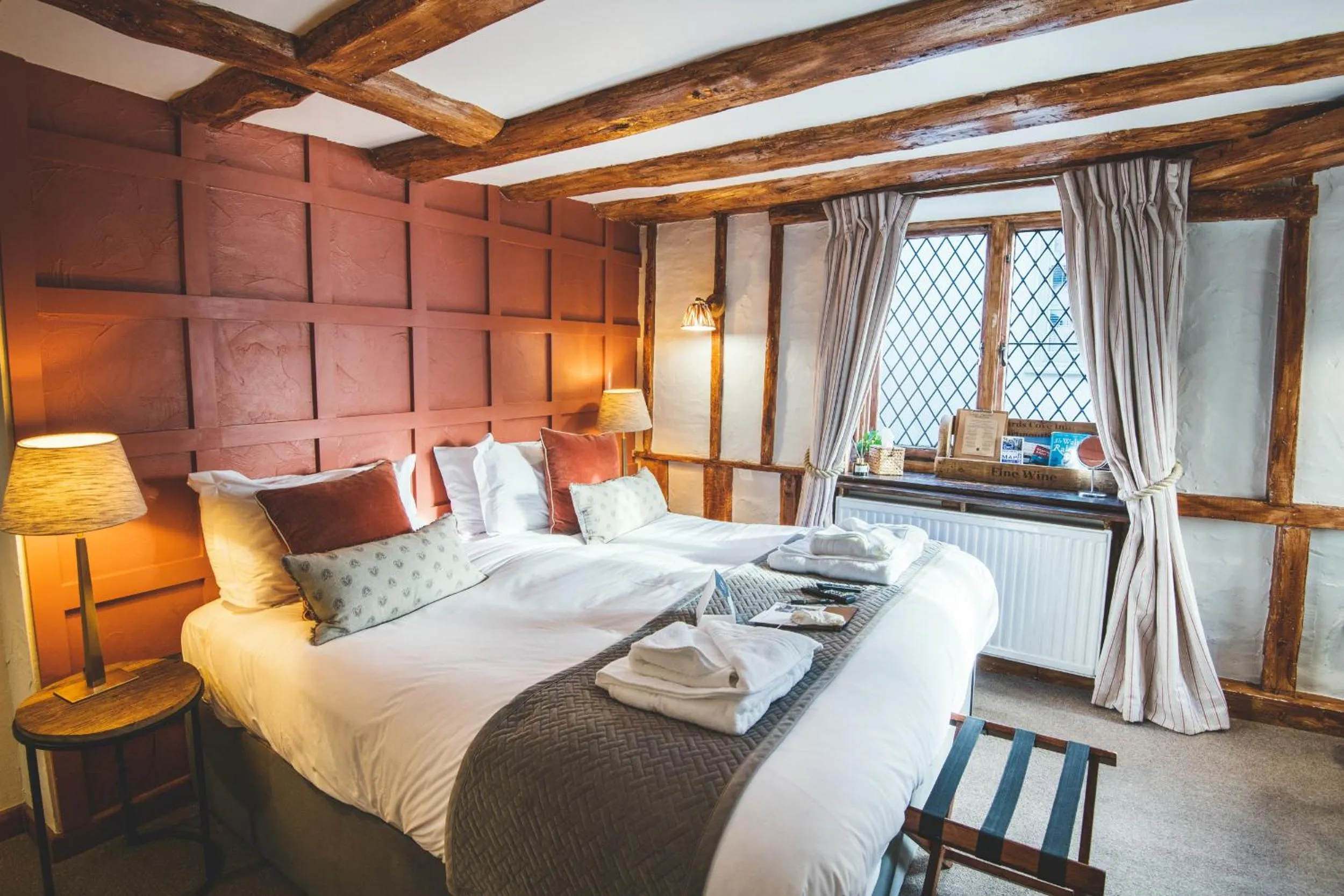 Bed in Bayards Cove Inn