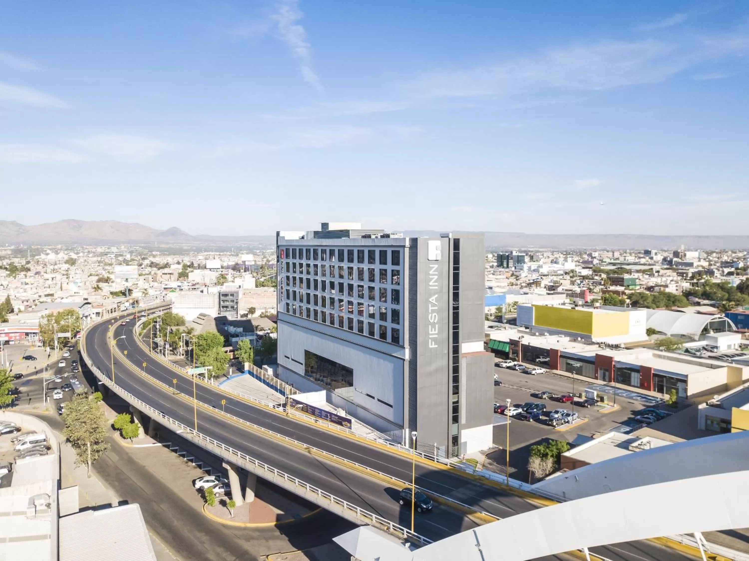 Property building in Fiesta Inn Aguascalientes Patio