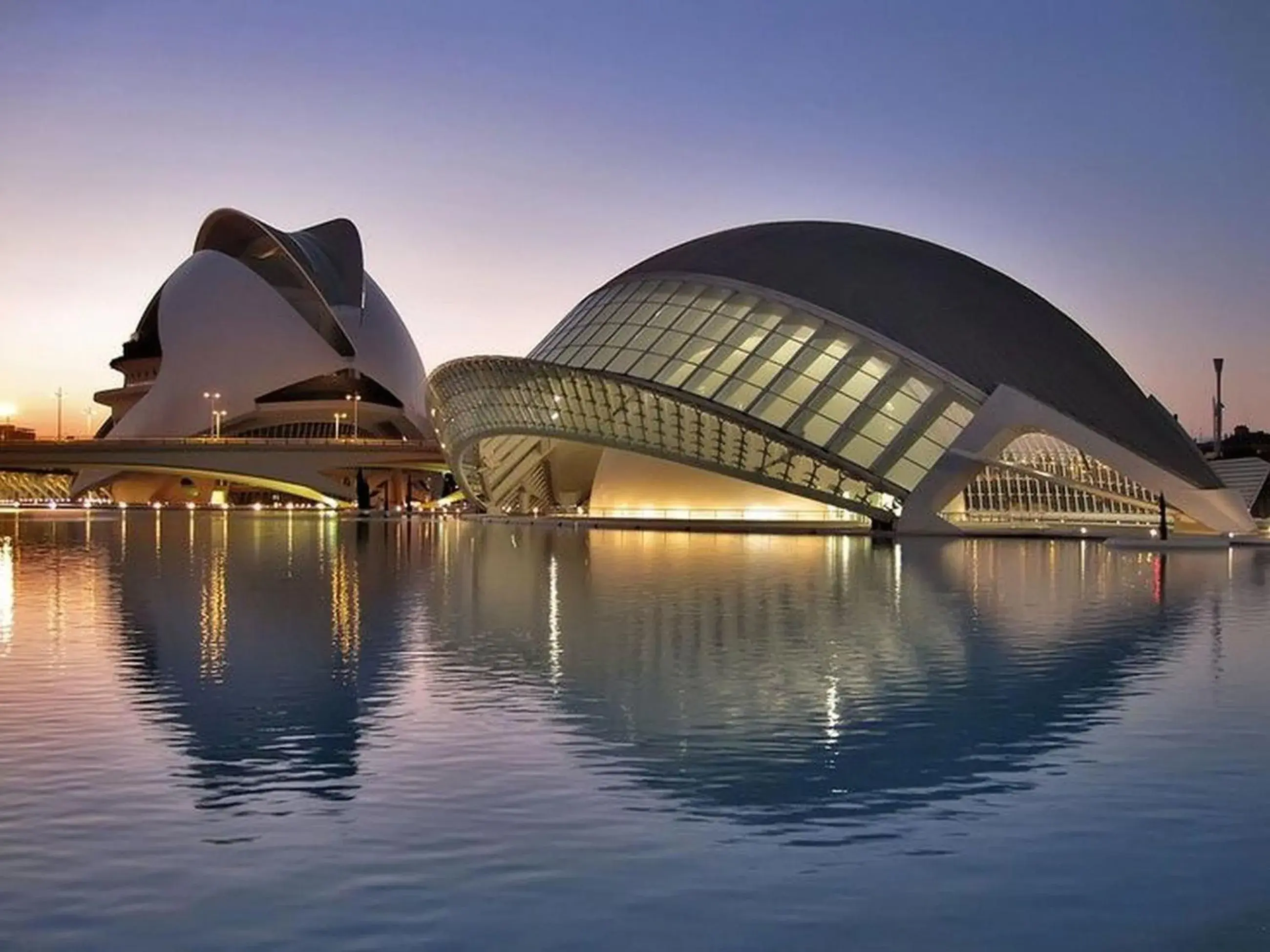 Nearby landmark, Swimming Pool in Rooms Ciencias