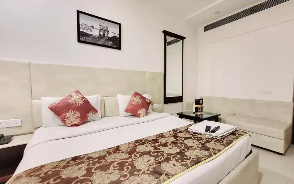 Bedroom, Bed in Hotel Shree Palace Bedroom, Bed in Hotel Shree Palace