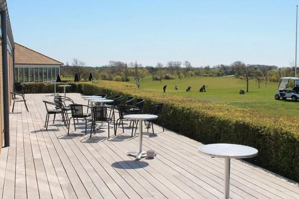 Balcony/Terrace in Møn Golf Resort - Hotel Præstekilde