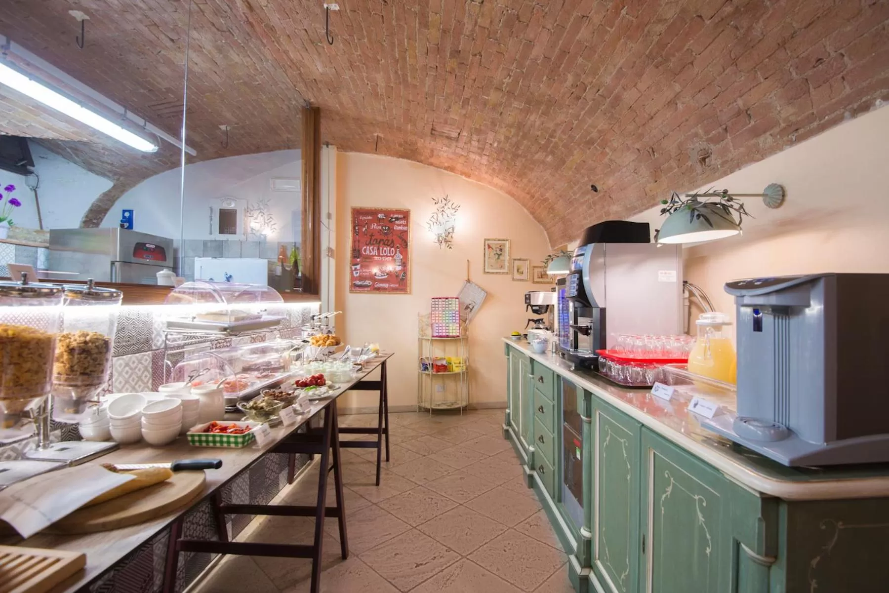 Coffee/tea facilities in Palazzo Pacini