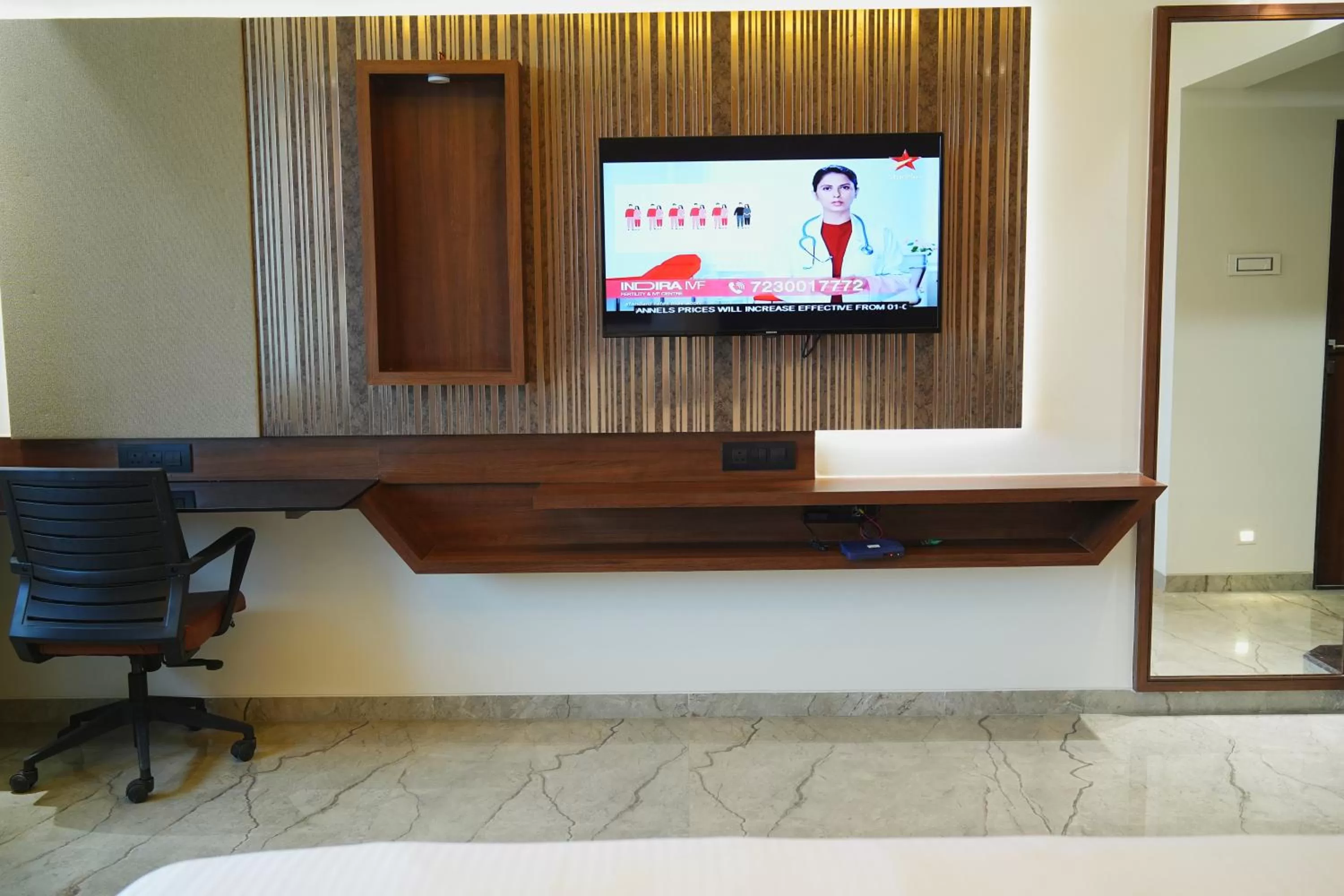 Four Petals Executive by LHMS