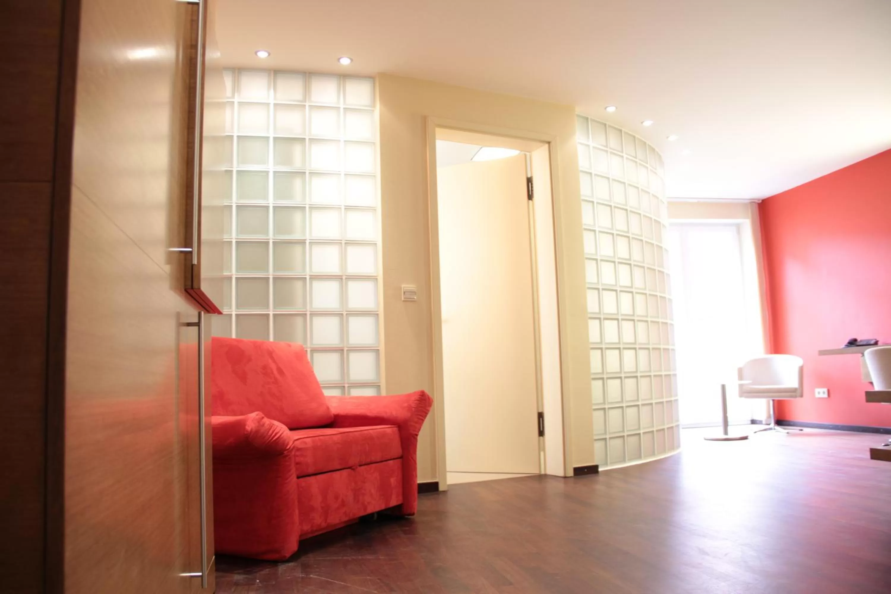 Photo of the whole room in Hotel Restaurant Schwan