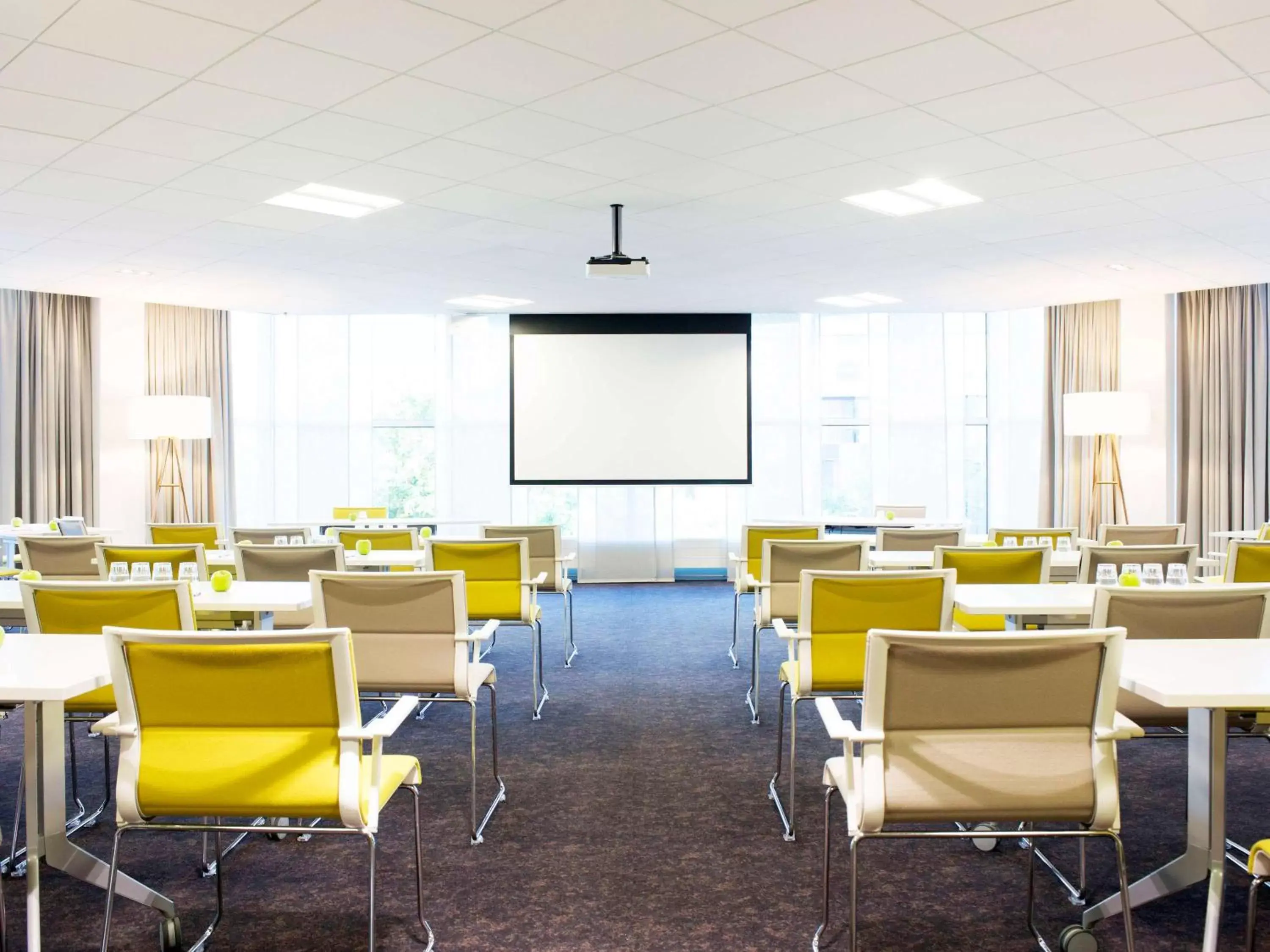 Meeting/conference room in Novotel Rotterdam Brainpark