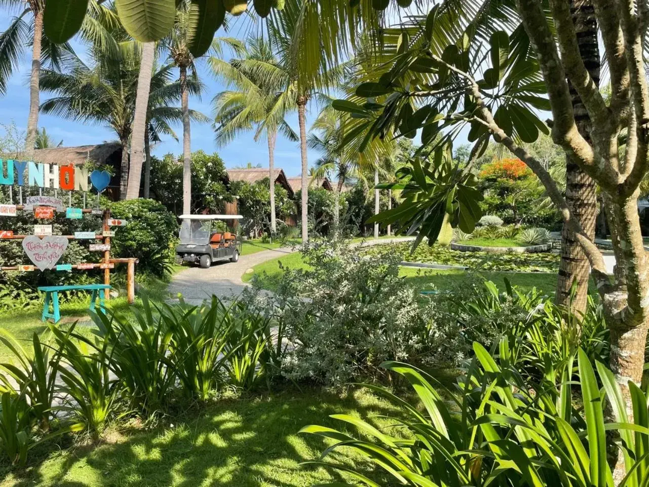 Property building, Garden in Casa Marina Resort