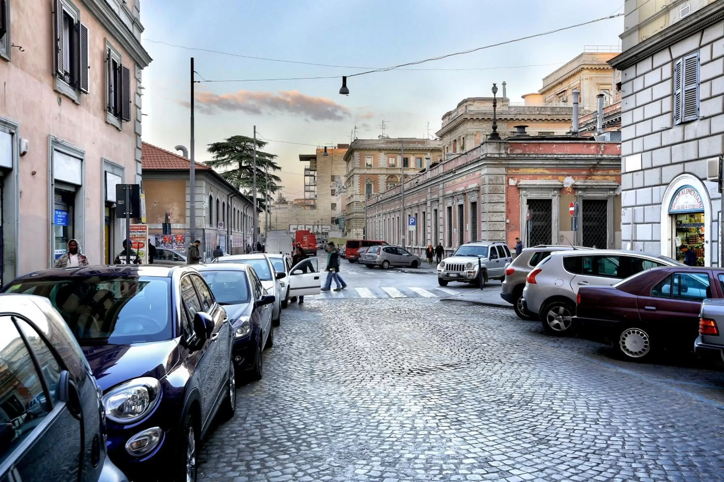 Neighbourhood, Neighborhood in Vanella Rome Domus