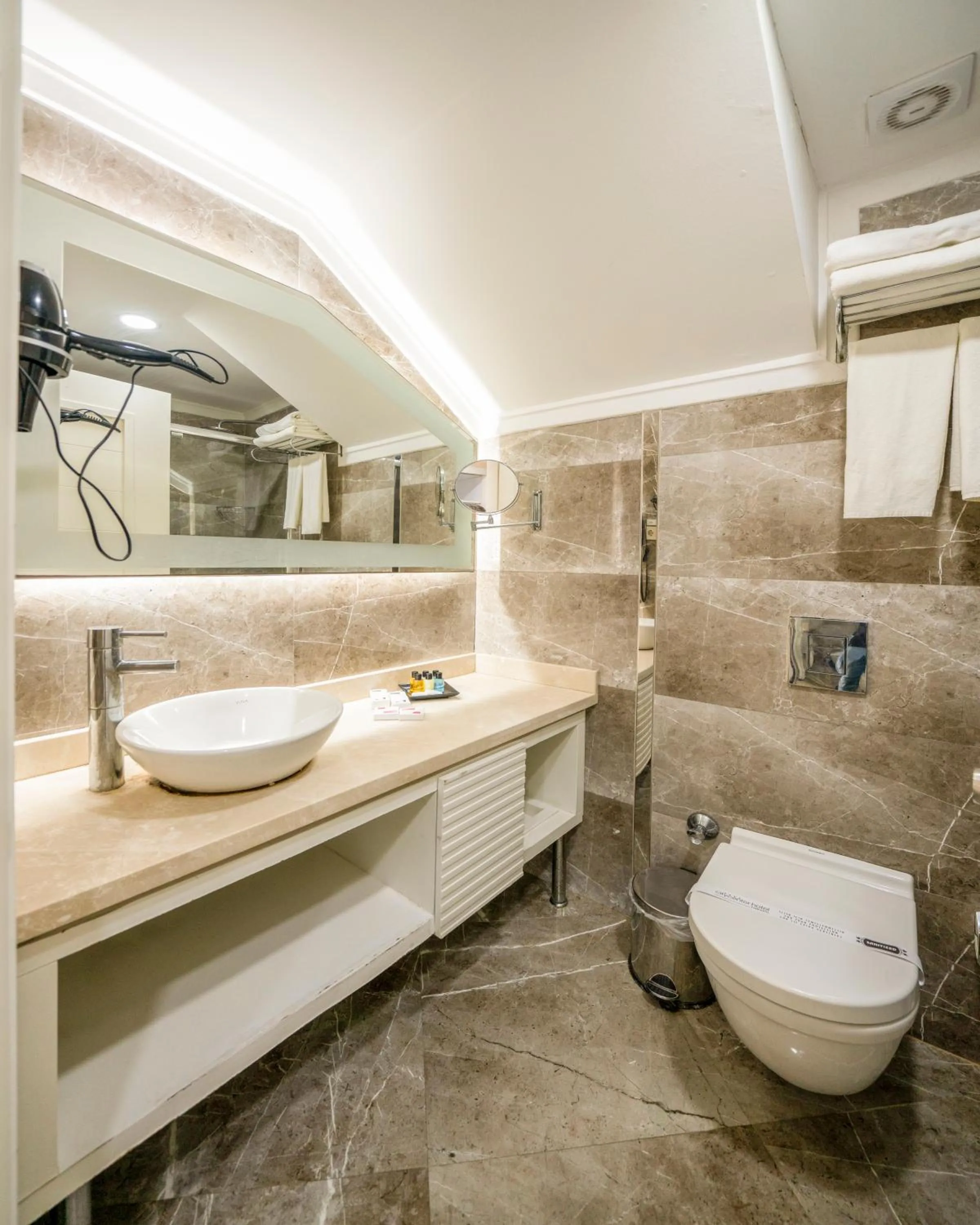 Bathroom in City Center Hotel Taksim İstanbul