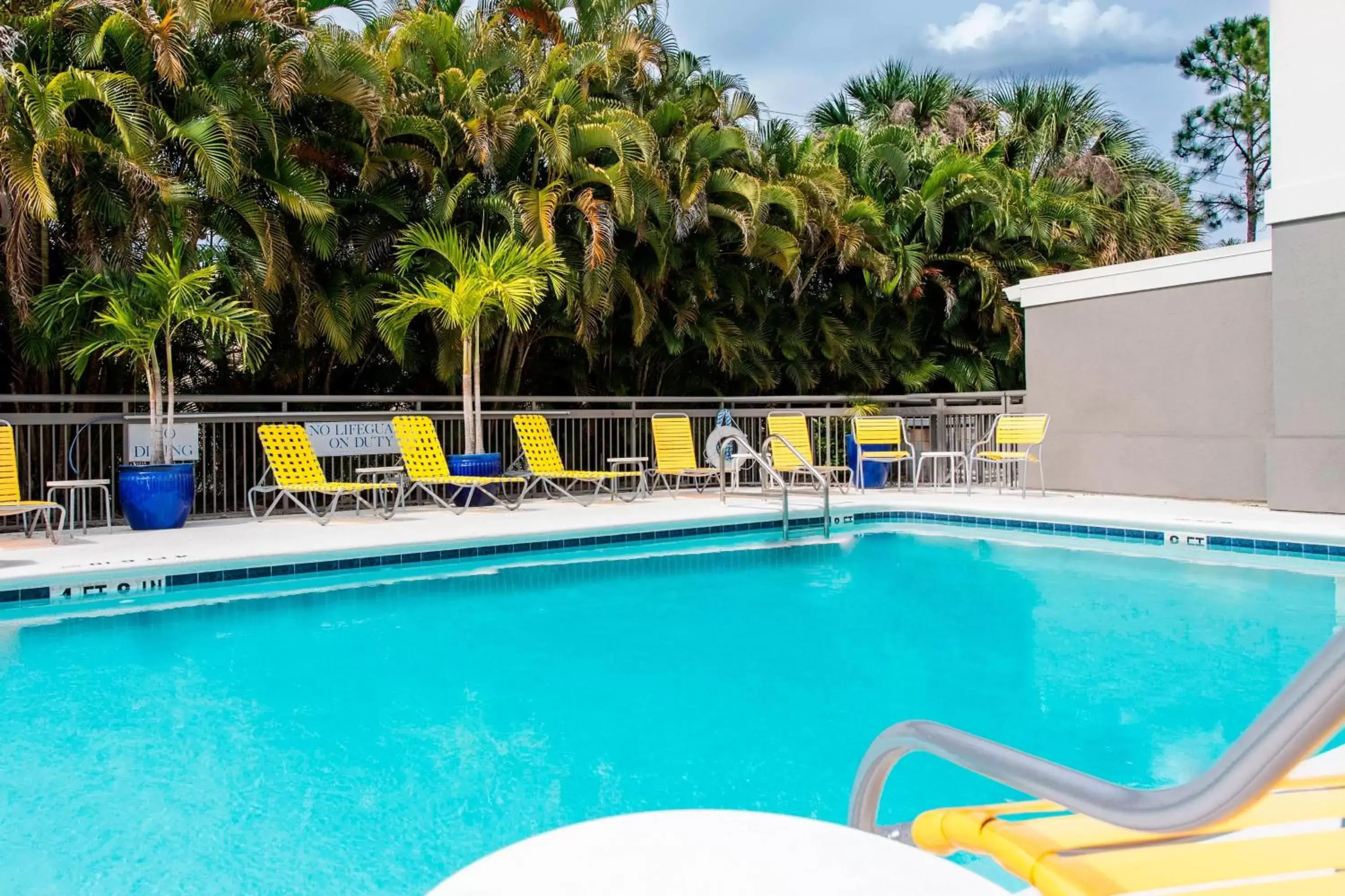 Swimming Pool in Fairfield Inn & Suites by Marriott Fort Myers Cape Coral