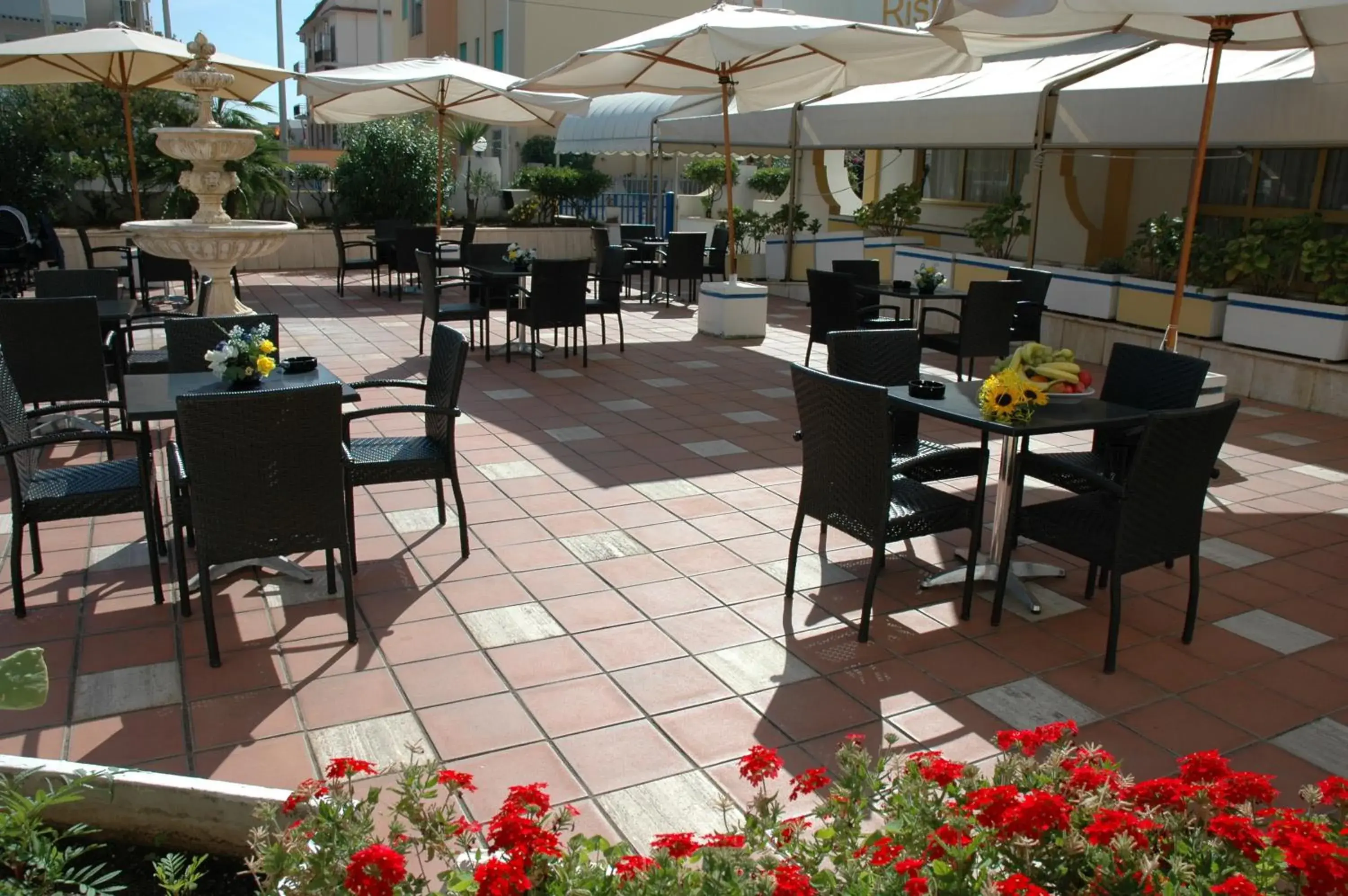 Day, Restaurant/Places to Eat in Grand Hotel Dei Cesari