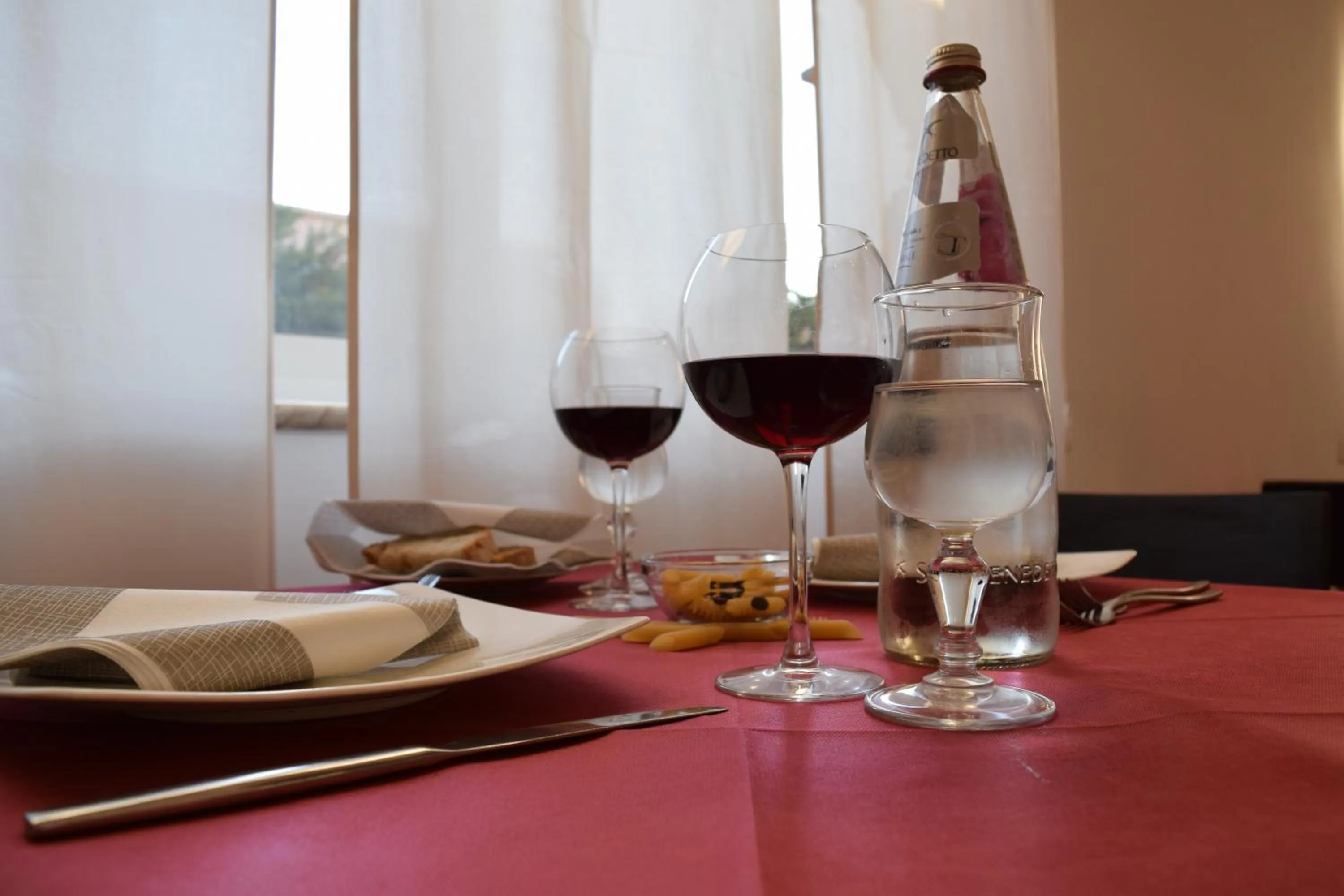 Food and drinks in Hotel Palace 2000