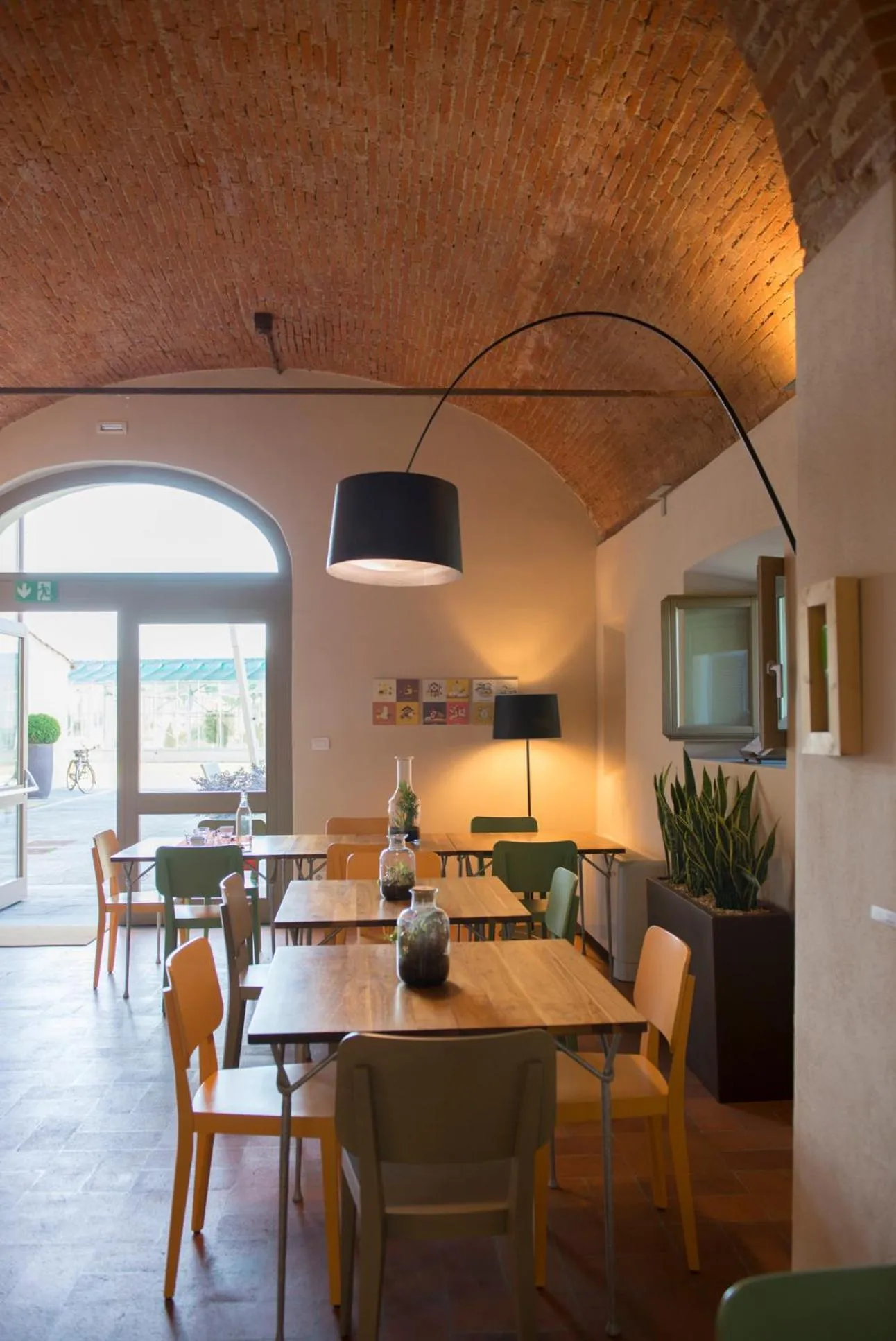 Dining area in Pistoia Nursery Campus - agriturismo in città