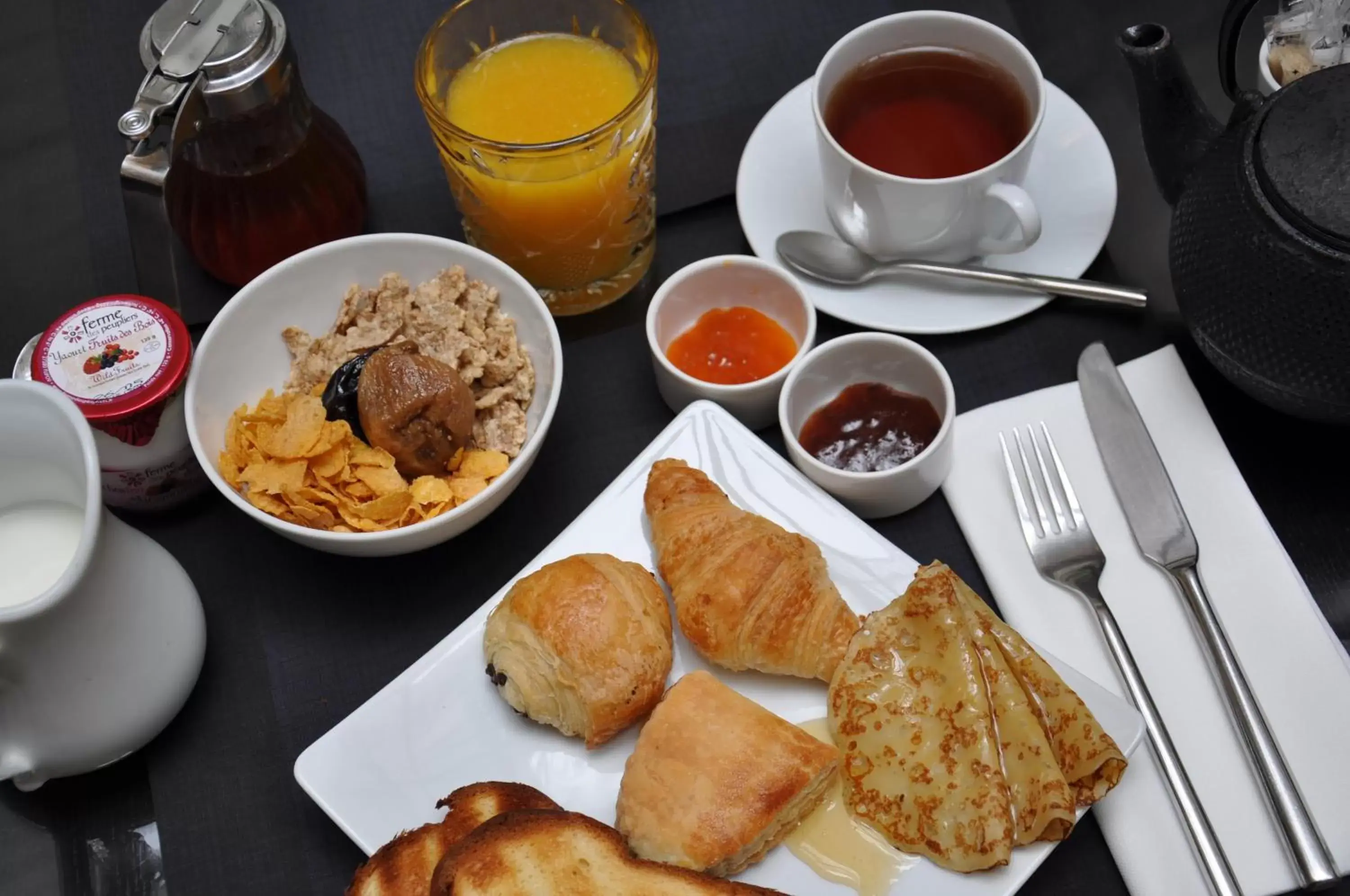 Continental breakfast, Breakfast in Le A