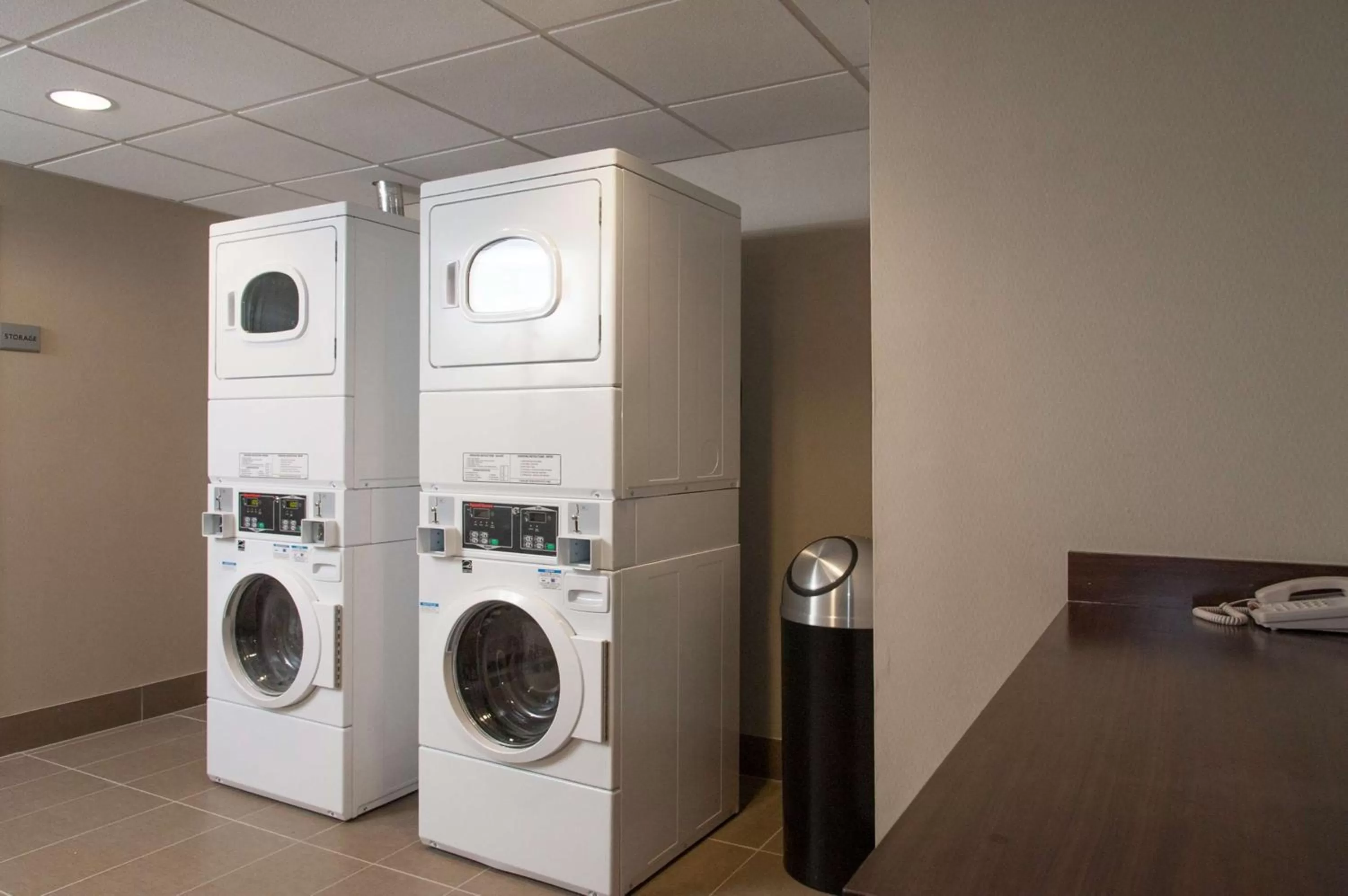 Property building in Hampton Inn & Suites Gulfport