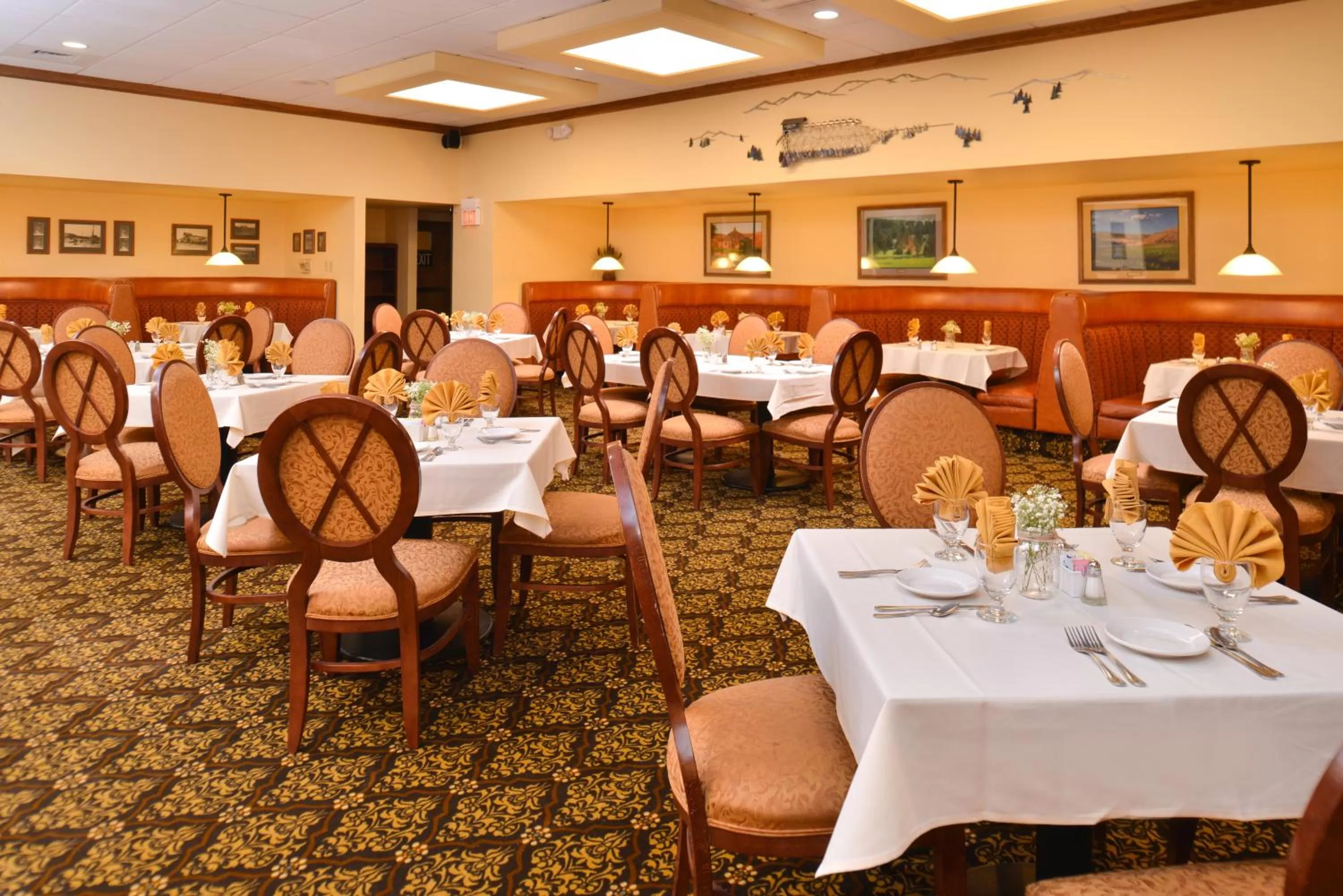 Banquet/Function facilities in Ramada Plaza by Wyndham Sheridan Hotel & Convention Center