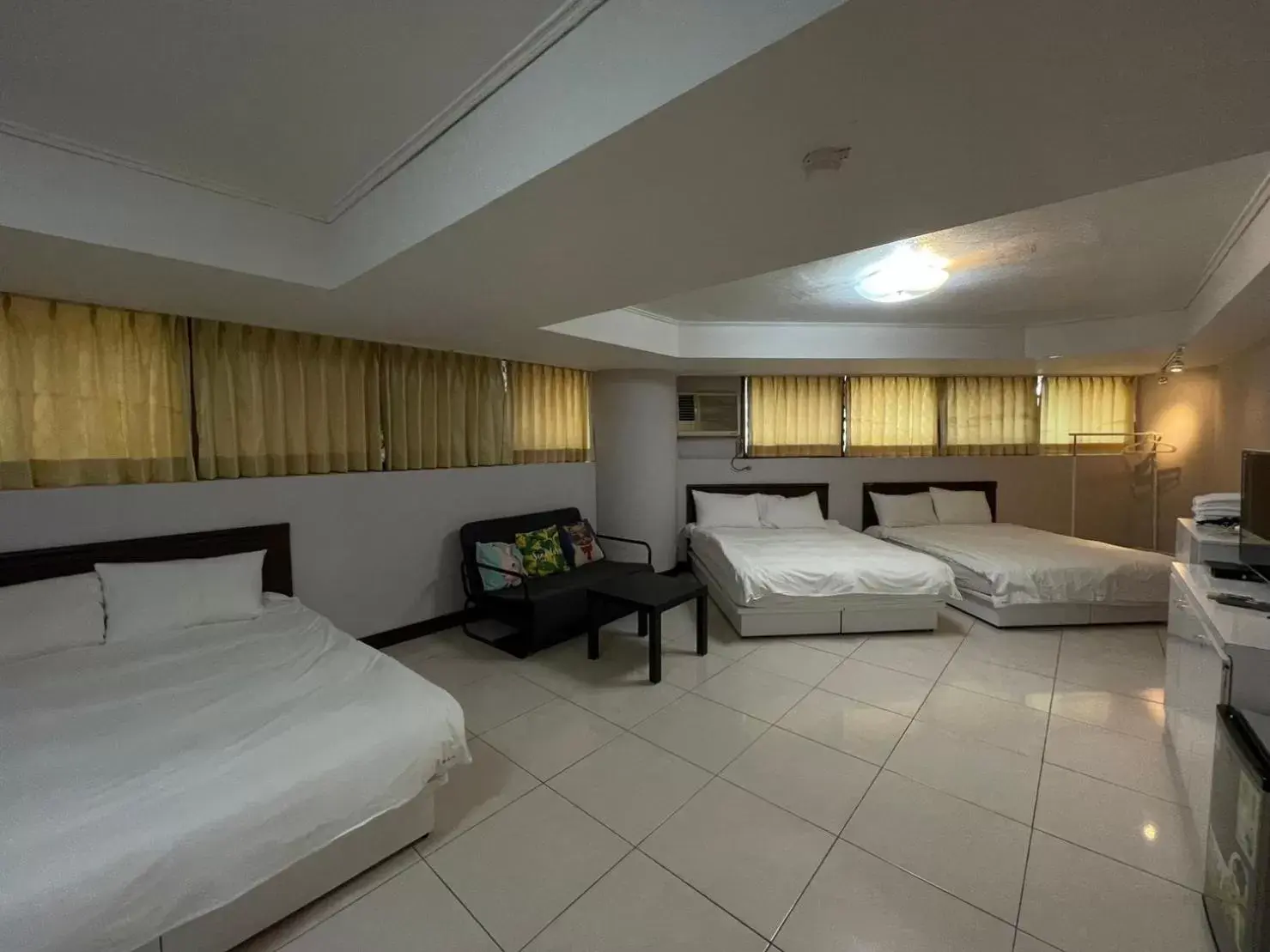 Bed in Funny Ximen Hotel Bed in Funny Ximen Hotel