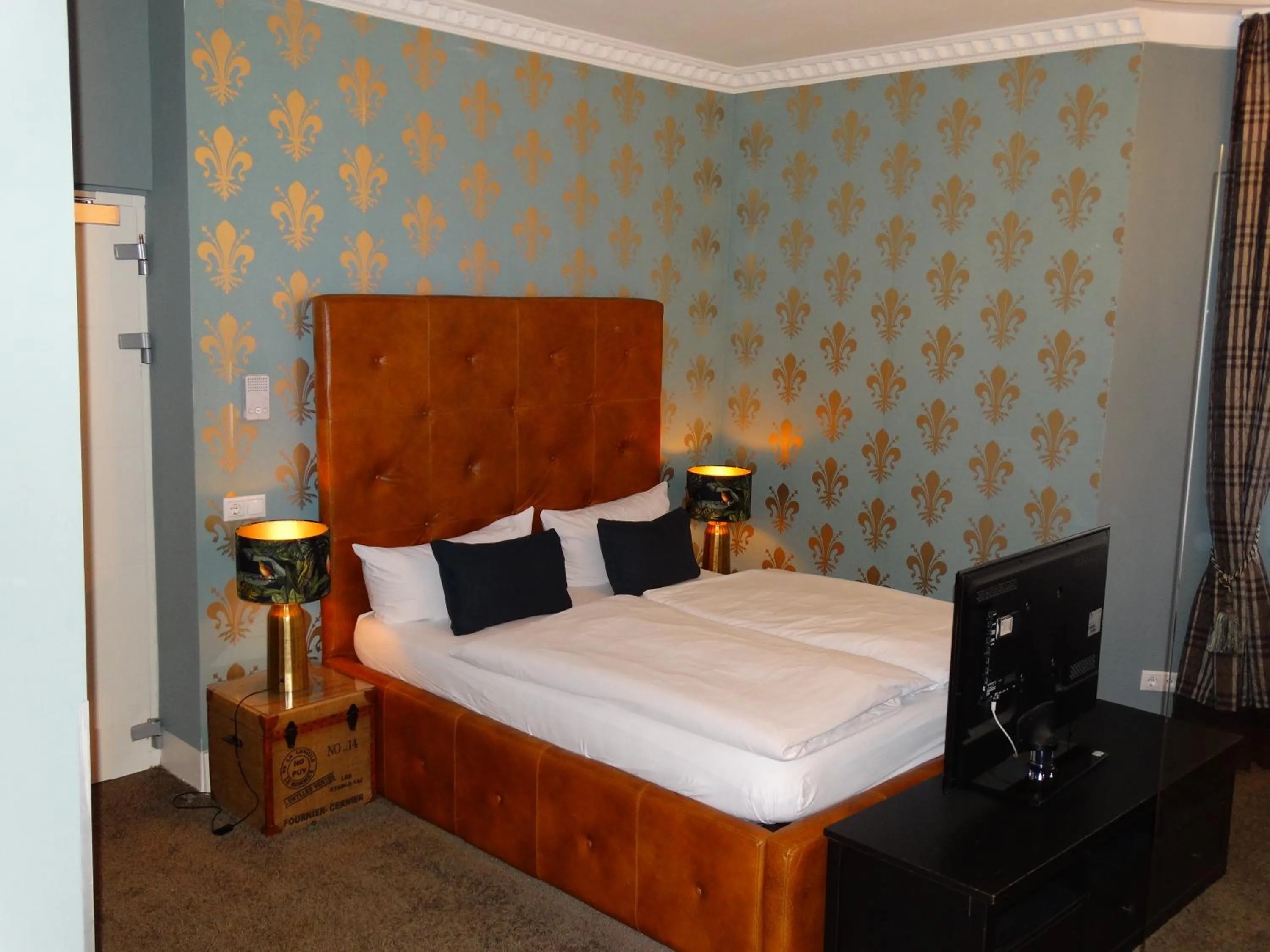 Bed in Boutique-Hotel GEORGES