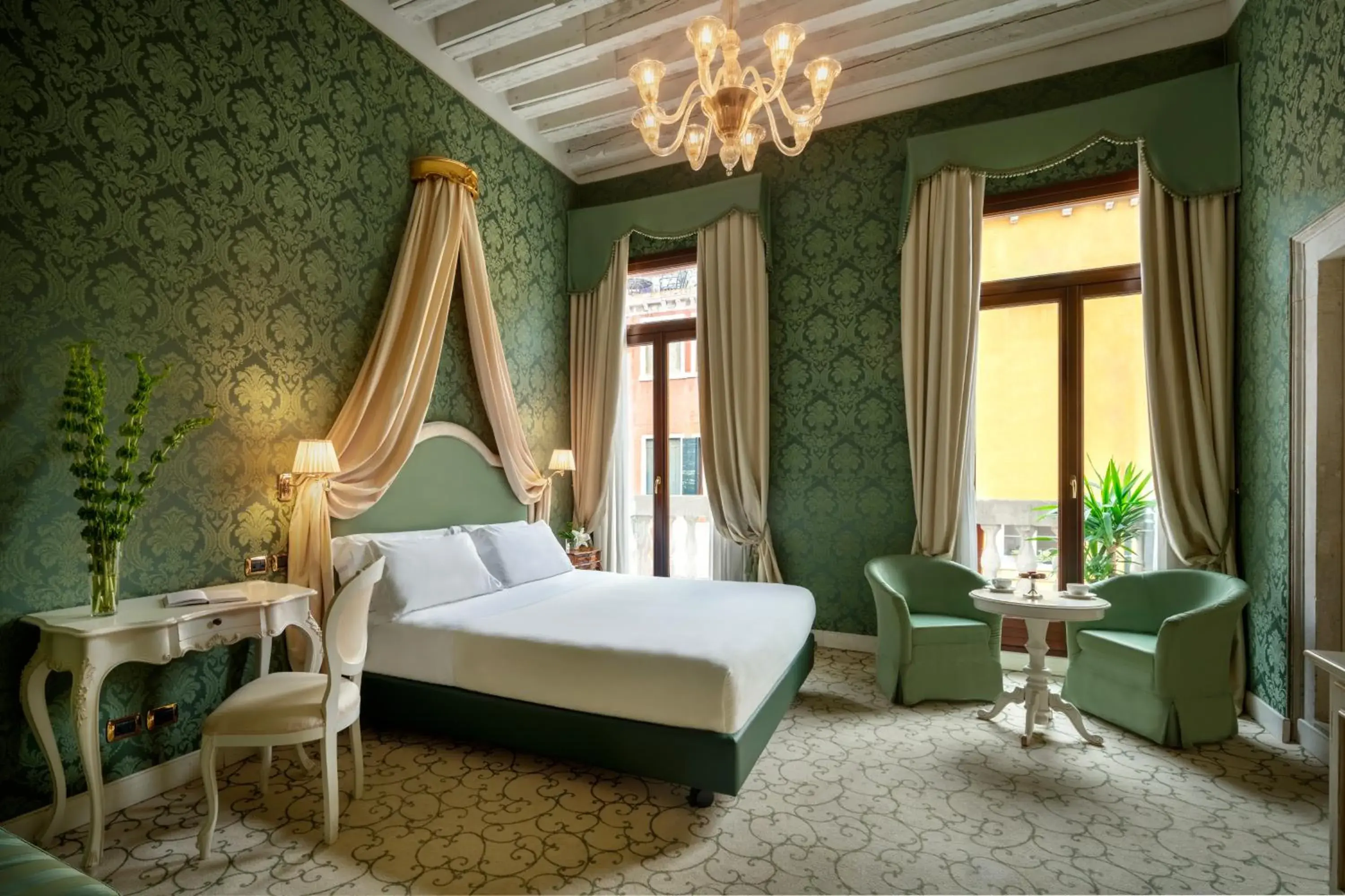 Bedroom in Una Hotel Venezia