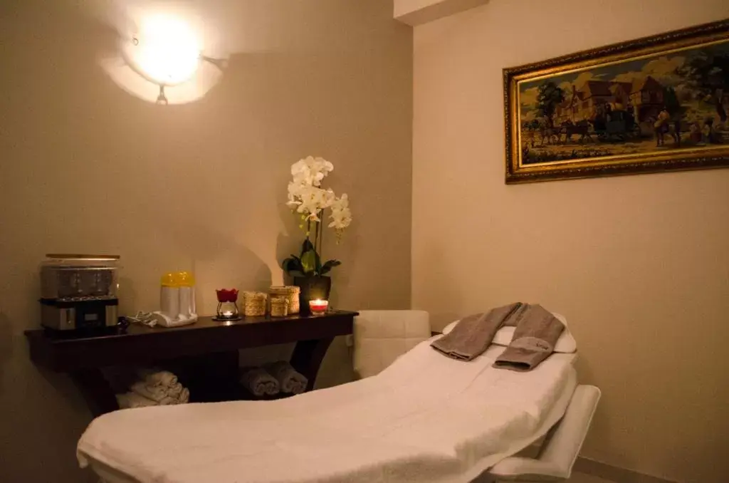 Spa and wellness centre/facilities in Royalty Hotel Athens