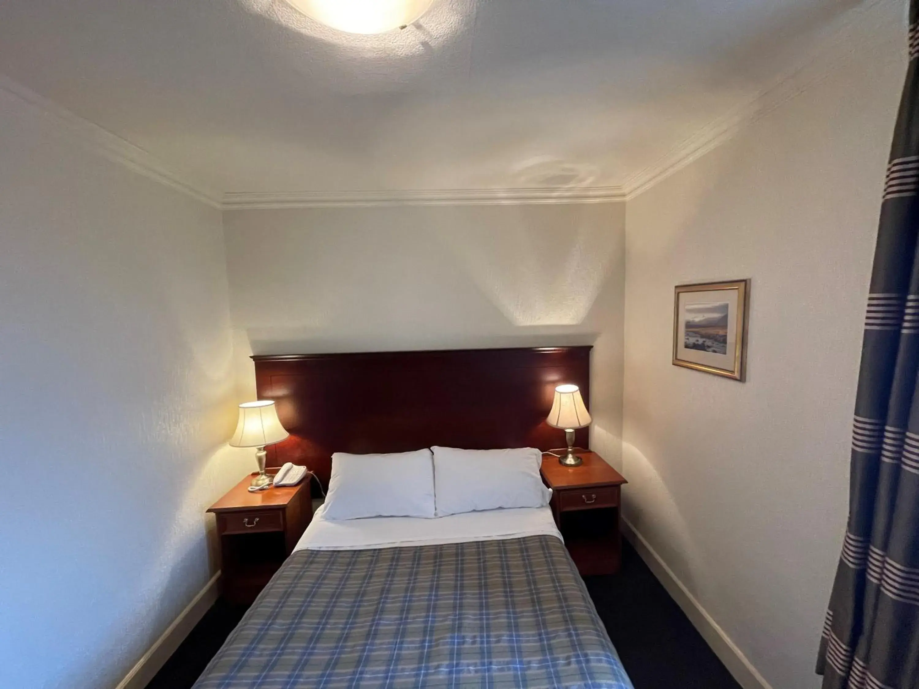 Small Double Room in The Royal Hotel