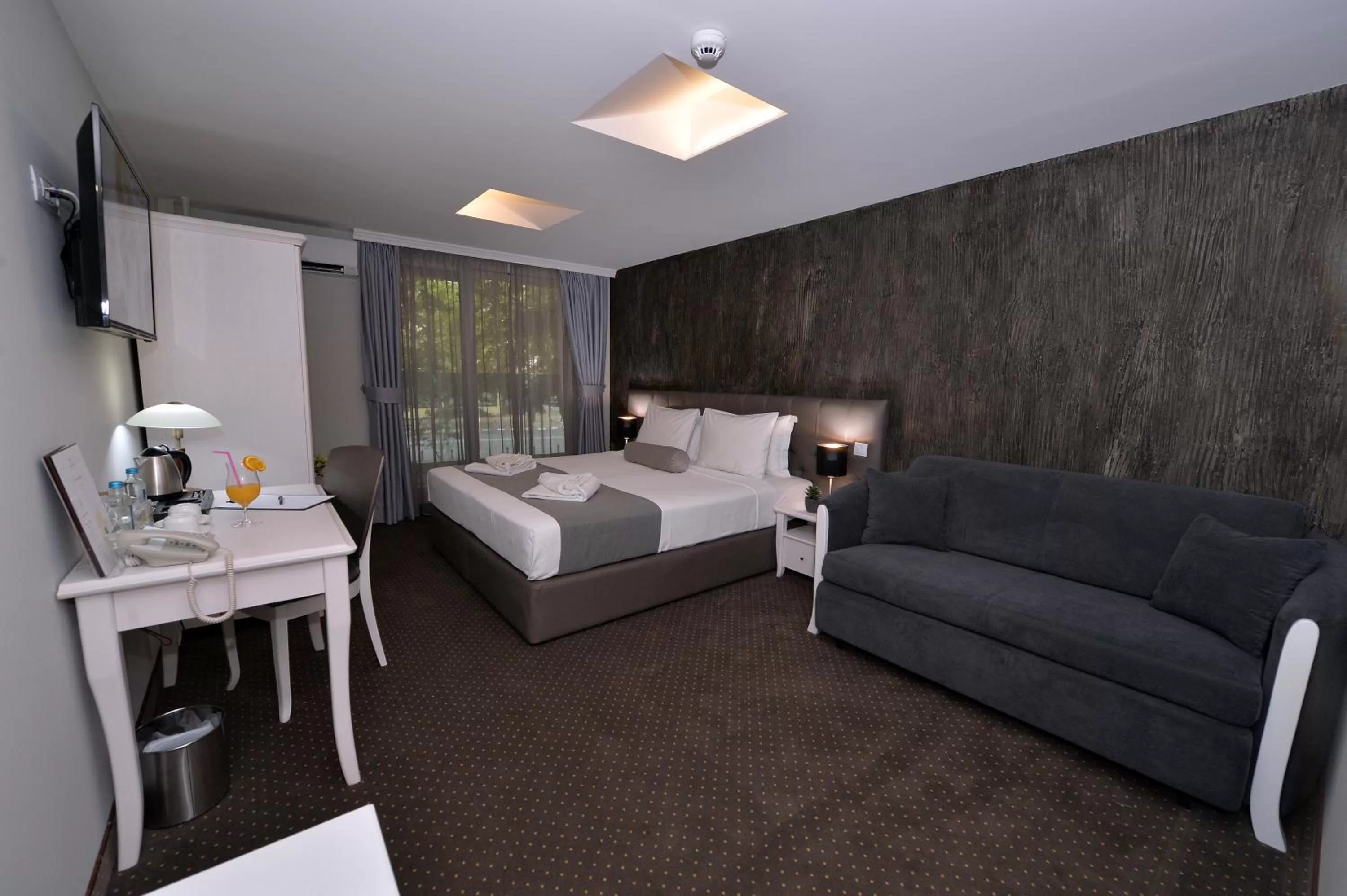 Other, Bed in Hotel Alexandar II