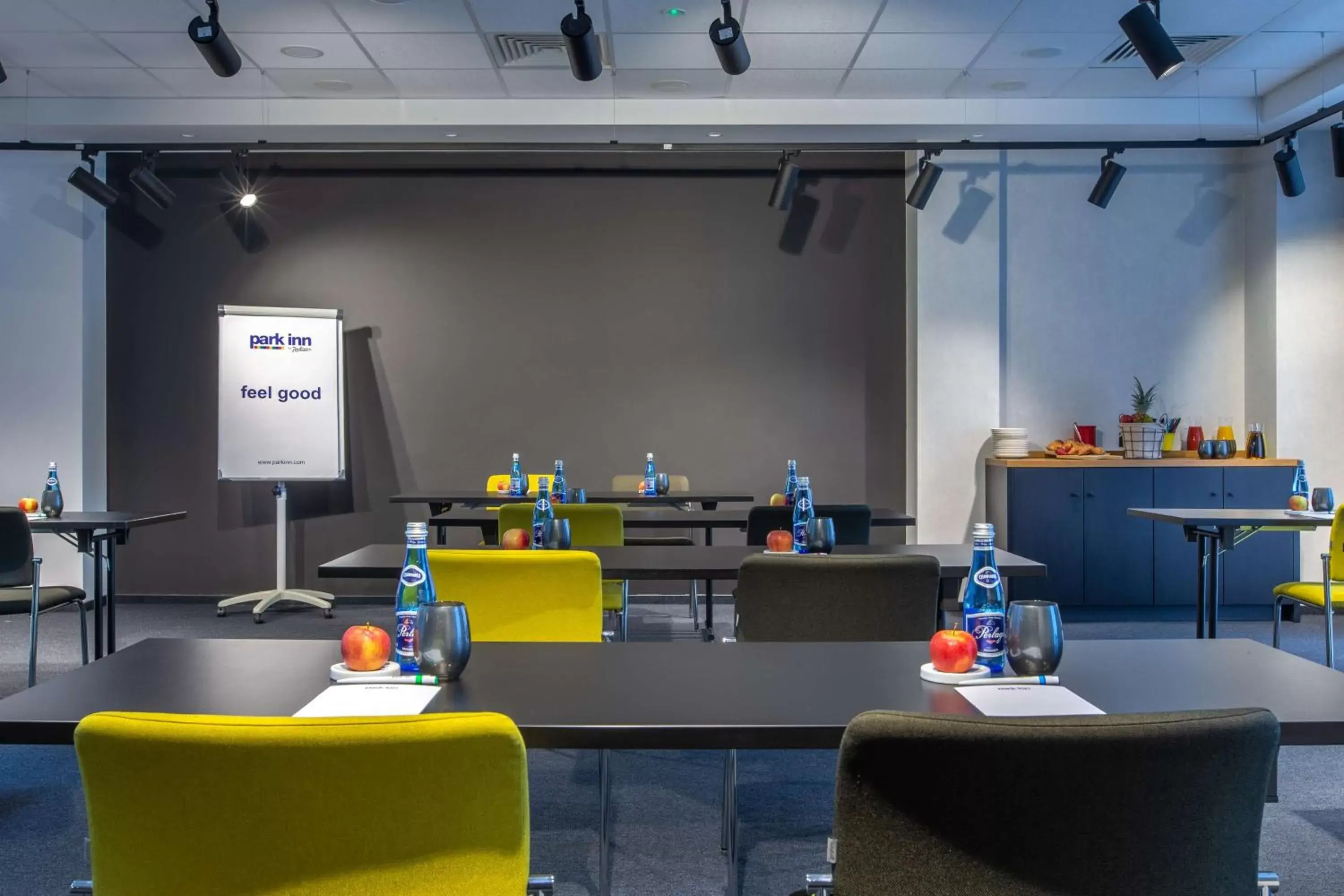 Meeting/conference room in Park Inn by Radisson Poznan