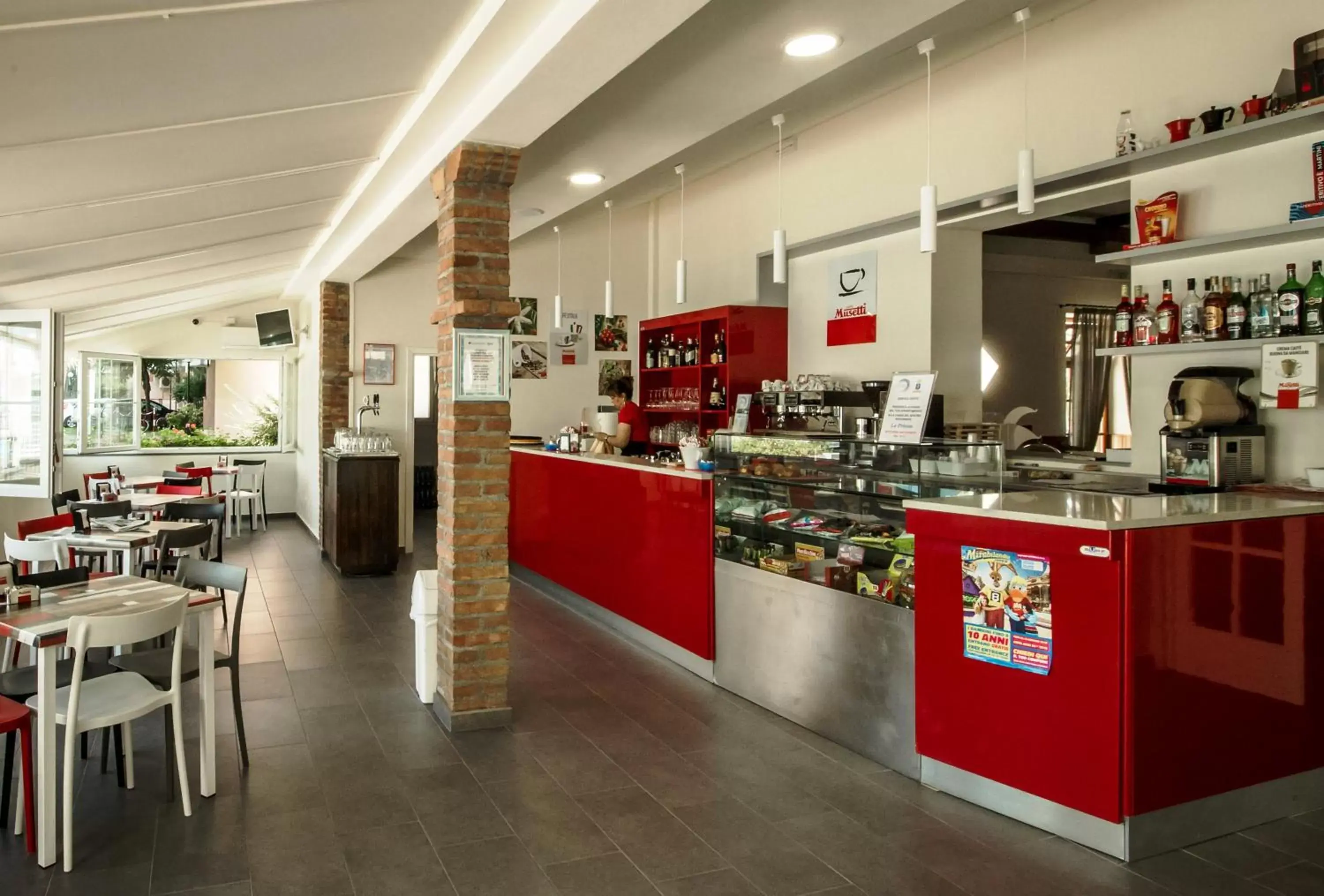Lounge or bar, Restaurant/Places to Eat in Aparthotel Costa Paradiso
