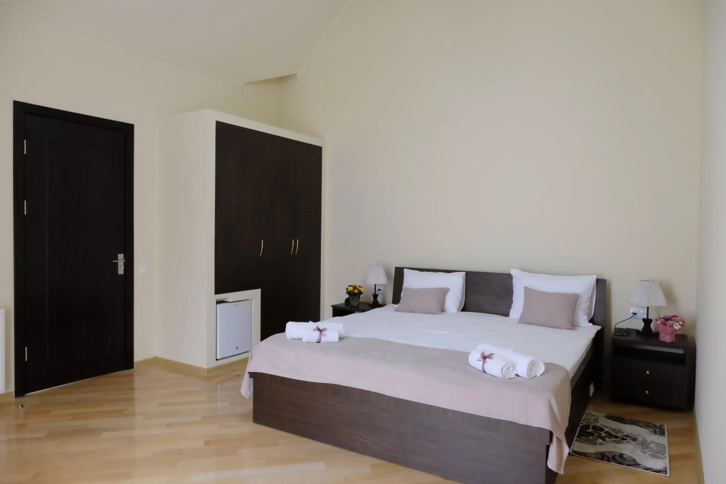 Photo of the whole room, Bed in S&L Boutique Hotel