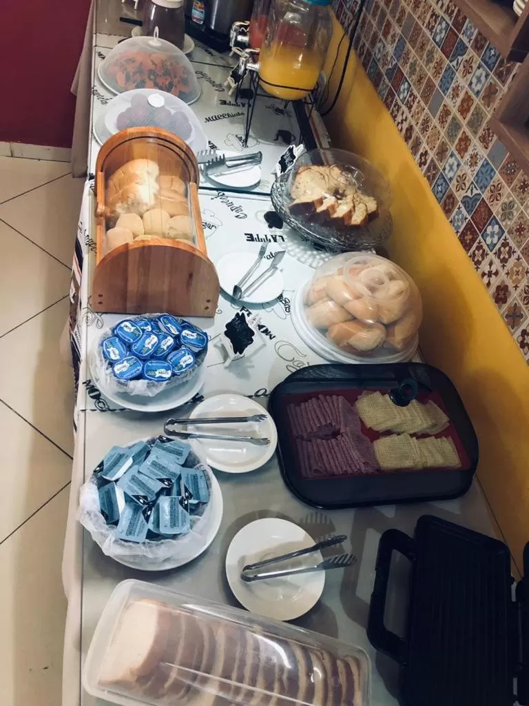 Restaurant/Places to Eat in Pousada Córdoba Cabo Frio