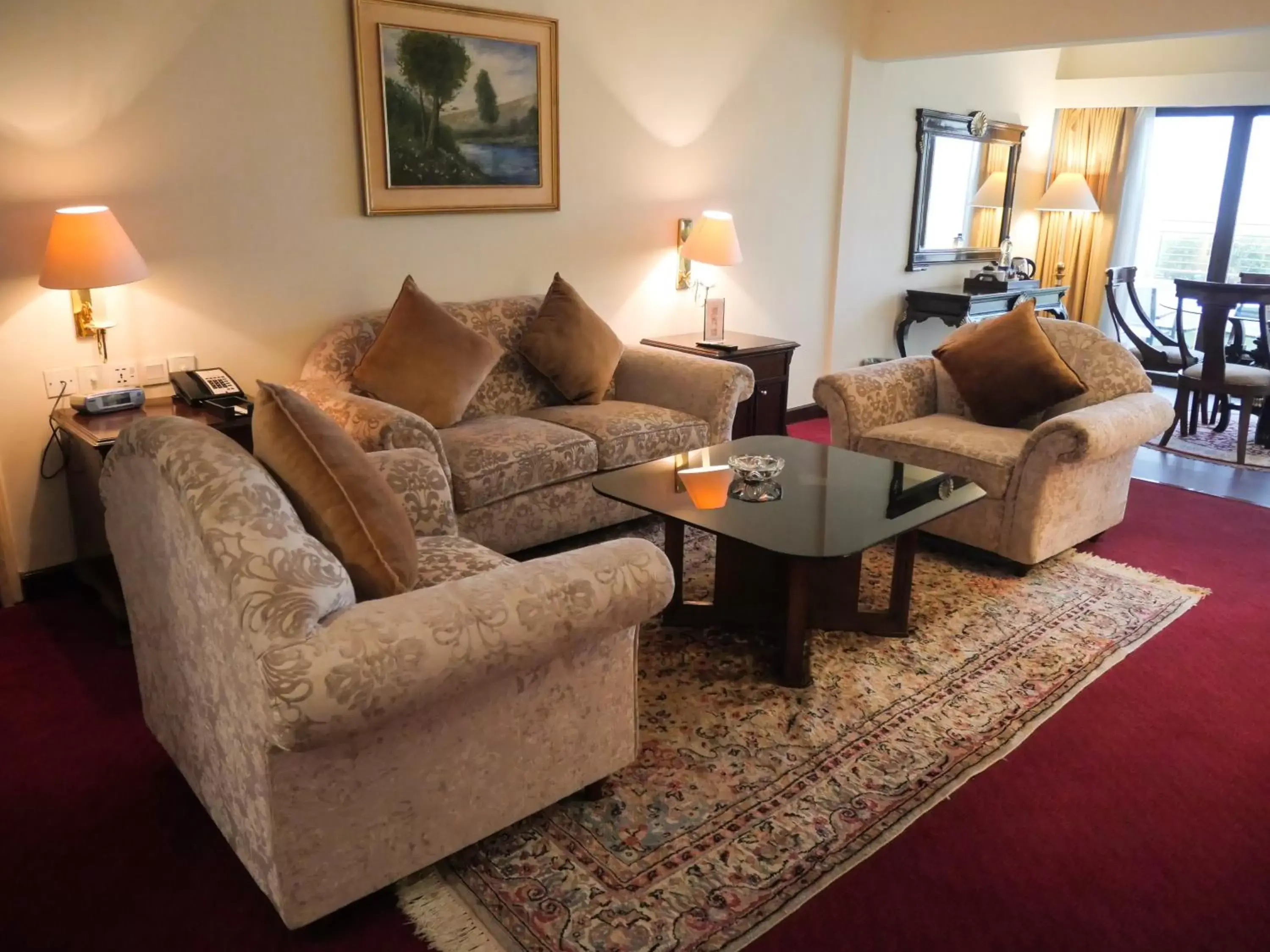 Seating Area in Karachi Marriott Hotel