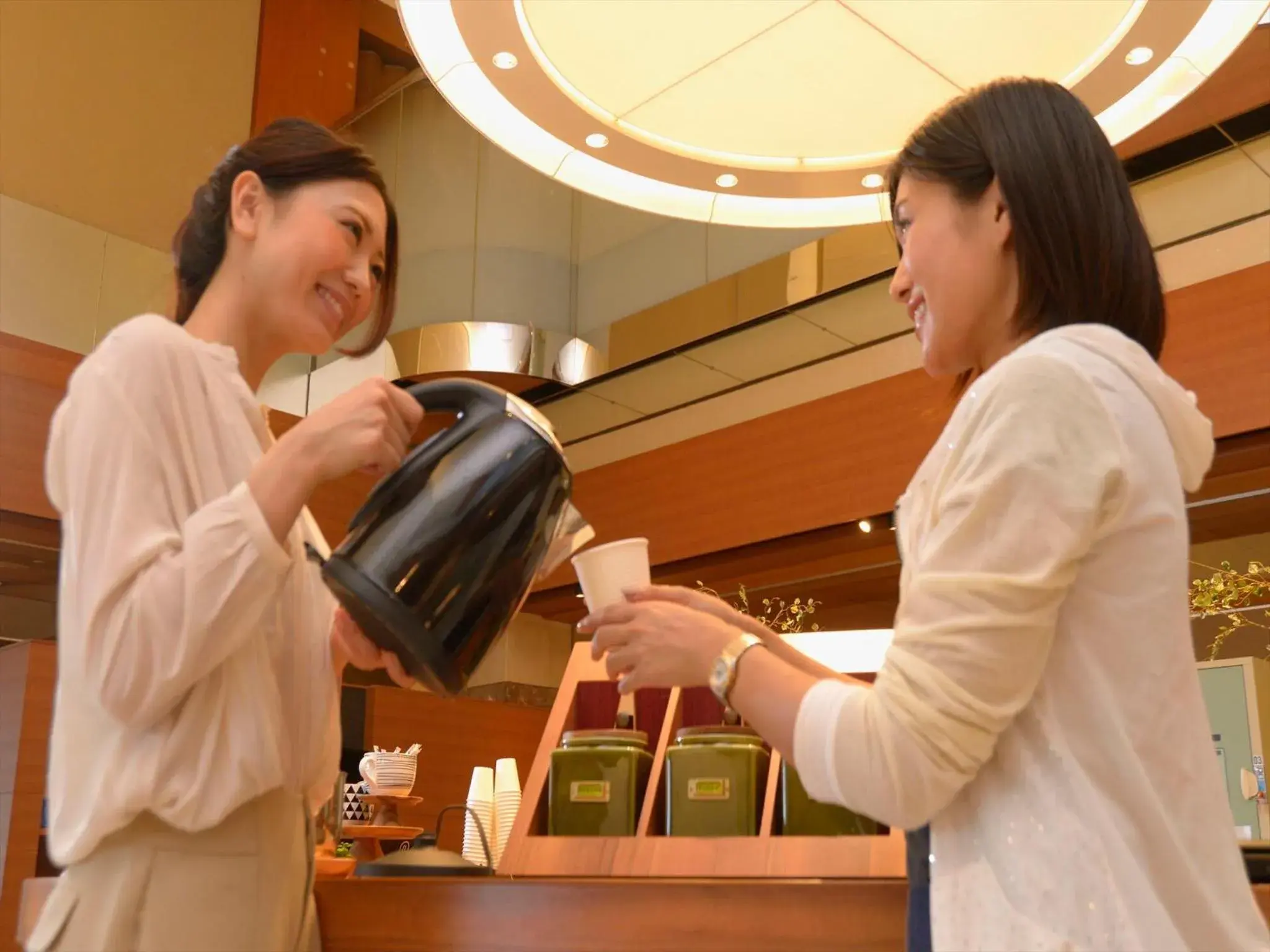 Communal lounge/ TV room, Lobby/Reception in Atami Seaside Spa & Resort