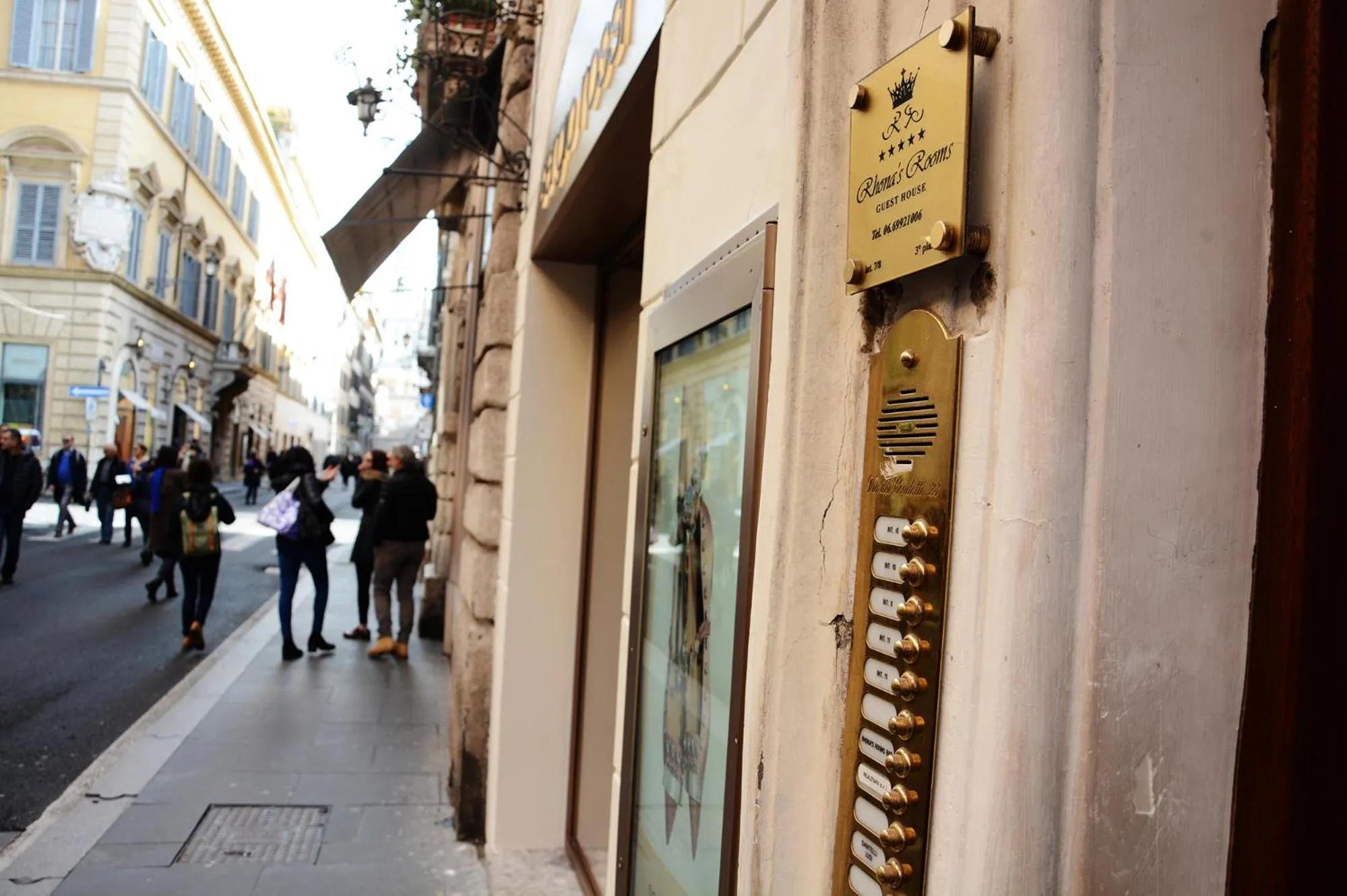 Property building in Condotti Rooms