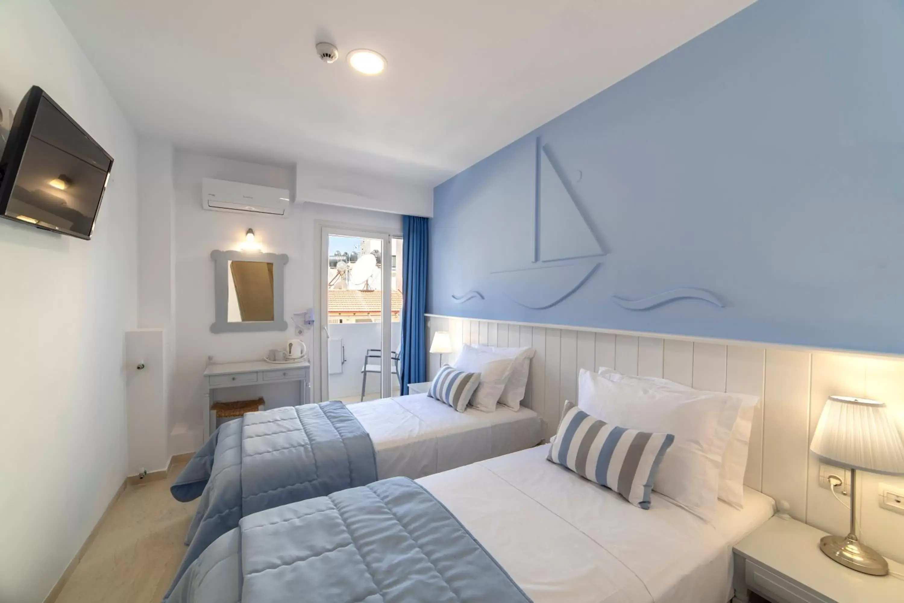 Bedroom, Bed in Naiades Marina Hotel