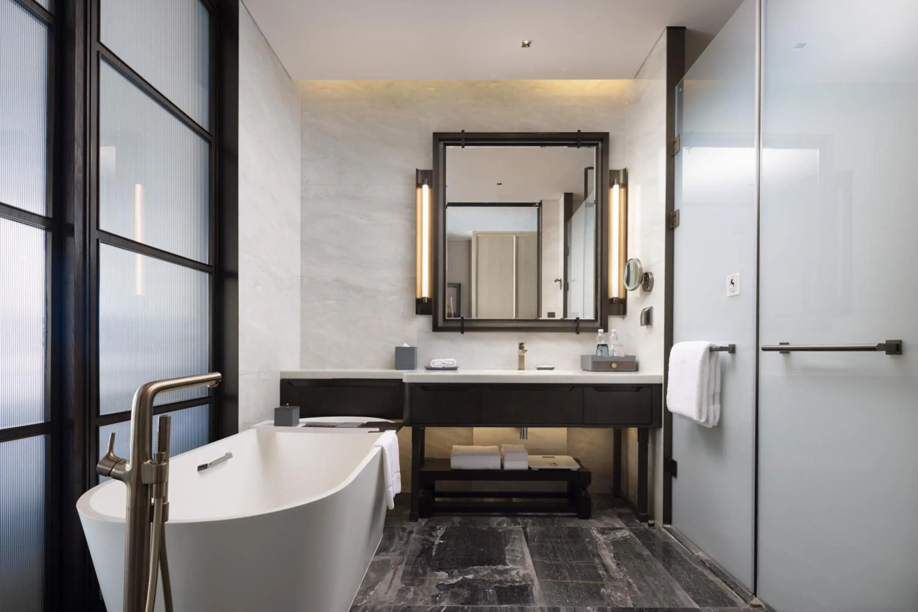 Bathroom in Guangzhou Marriott Hotel Baiyun
