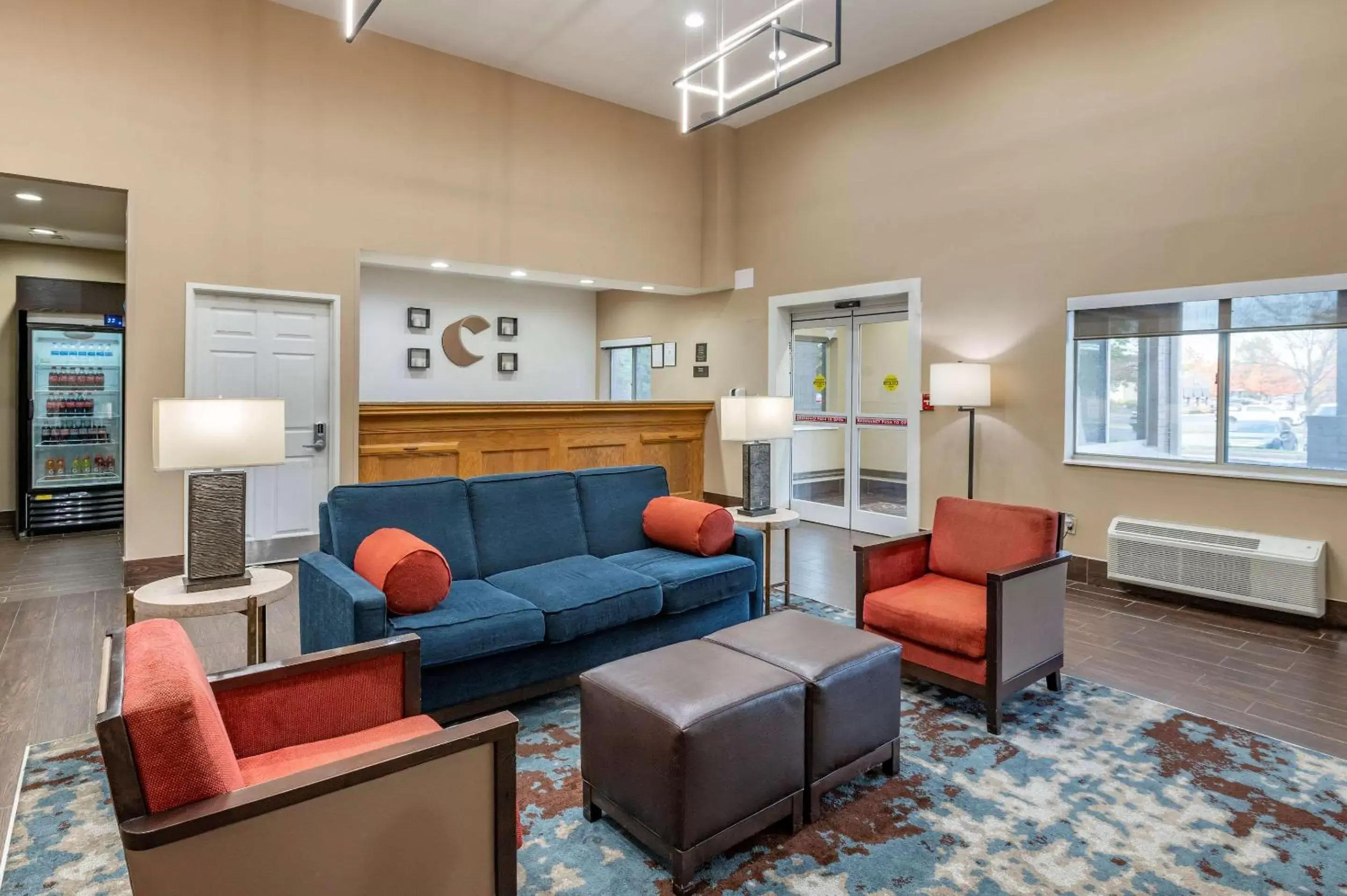 Lobby or reception, Seating Area in Comfort Suites Keeneland