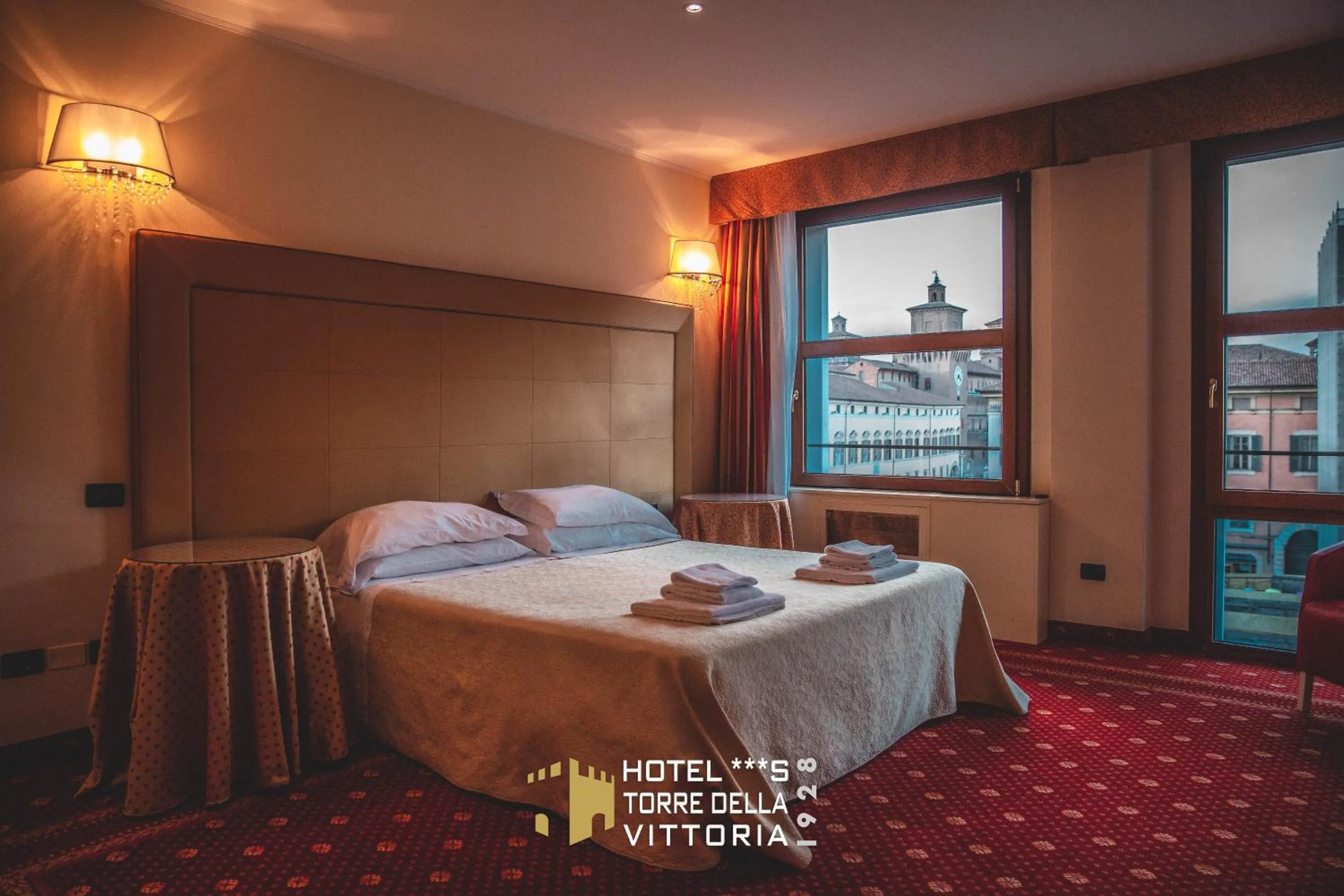 Bed in Panoramic Rooms Torre della Vittoria