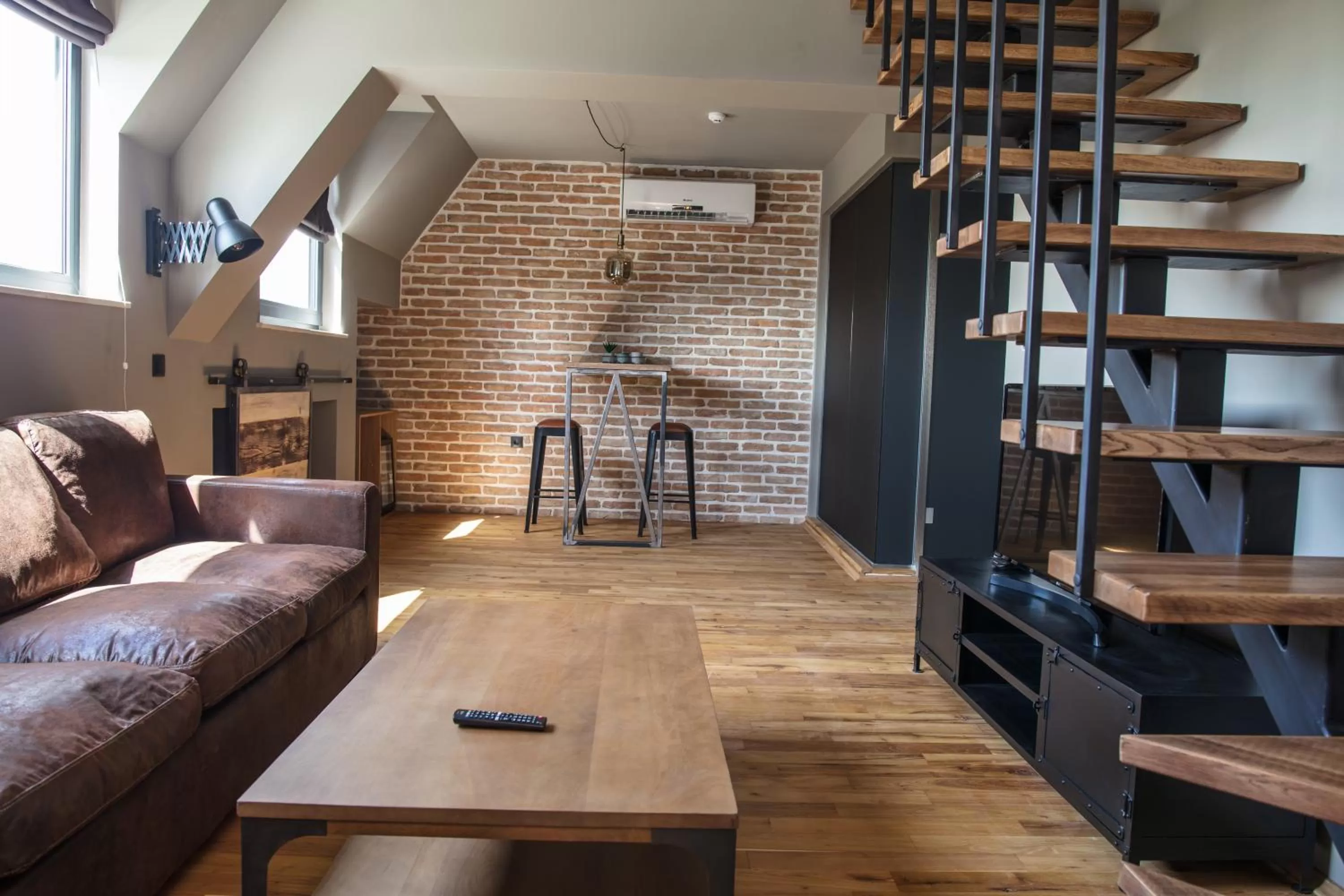 Living room in Reverence Boutique Hotel