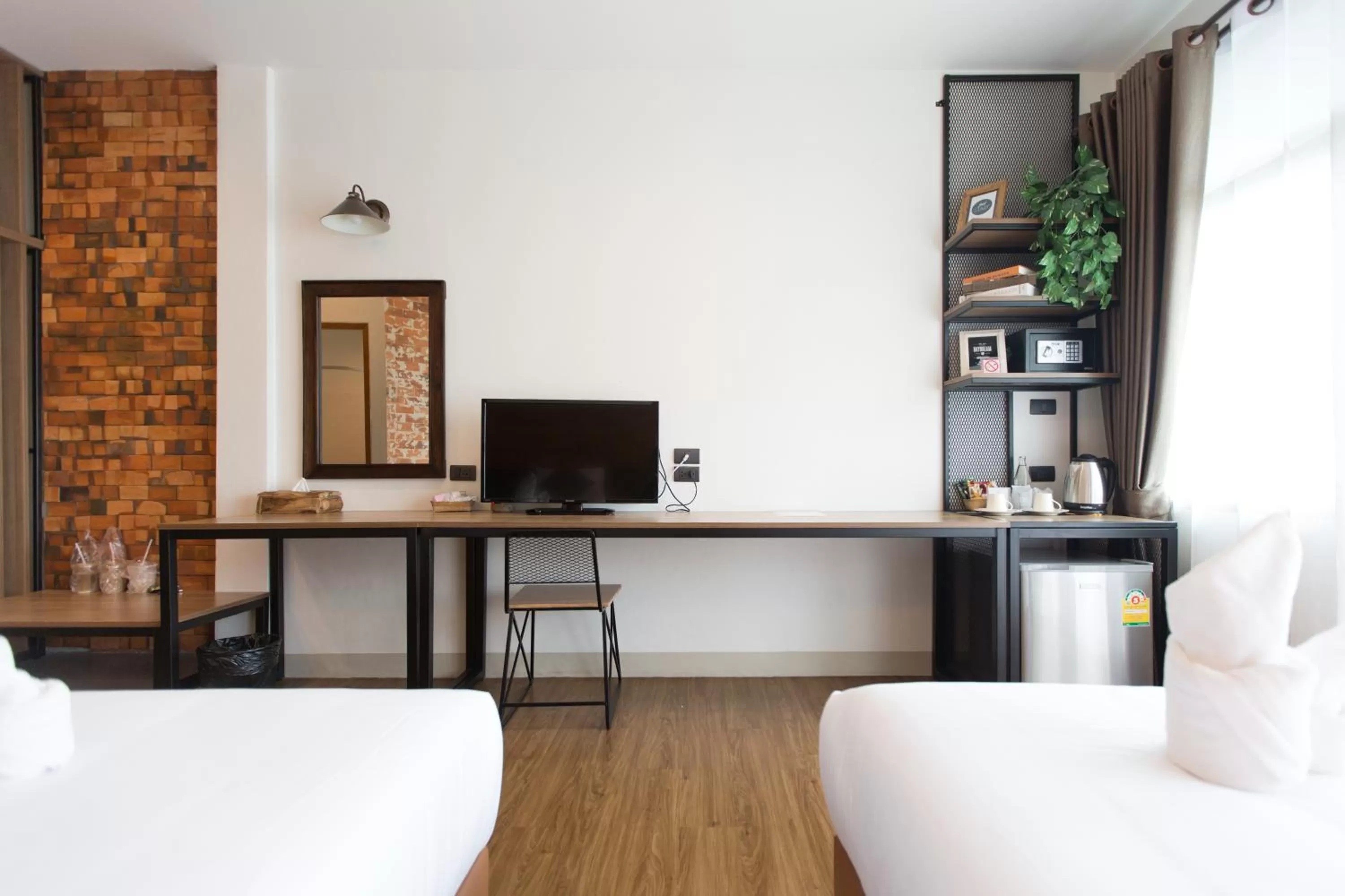 Bed in The Old City Wall Inn