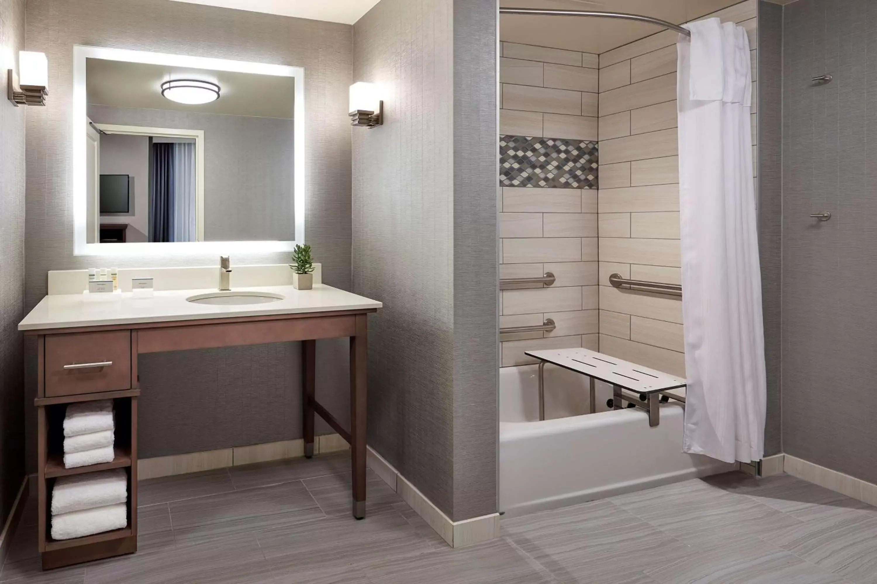 Bathroom in Homewood Suites By Hilton Los Angeles Redondo Beach
