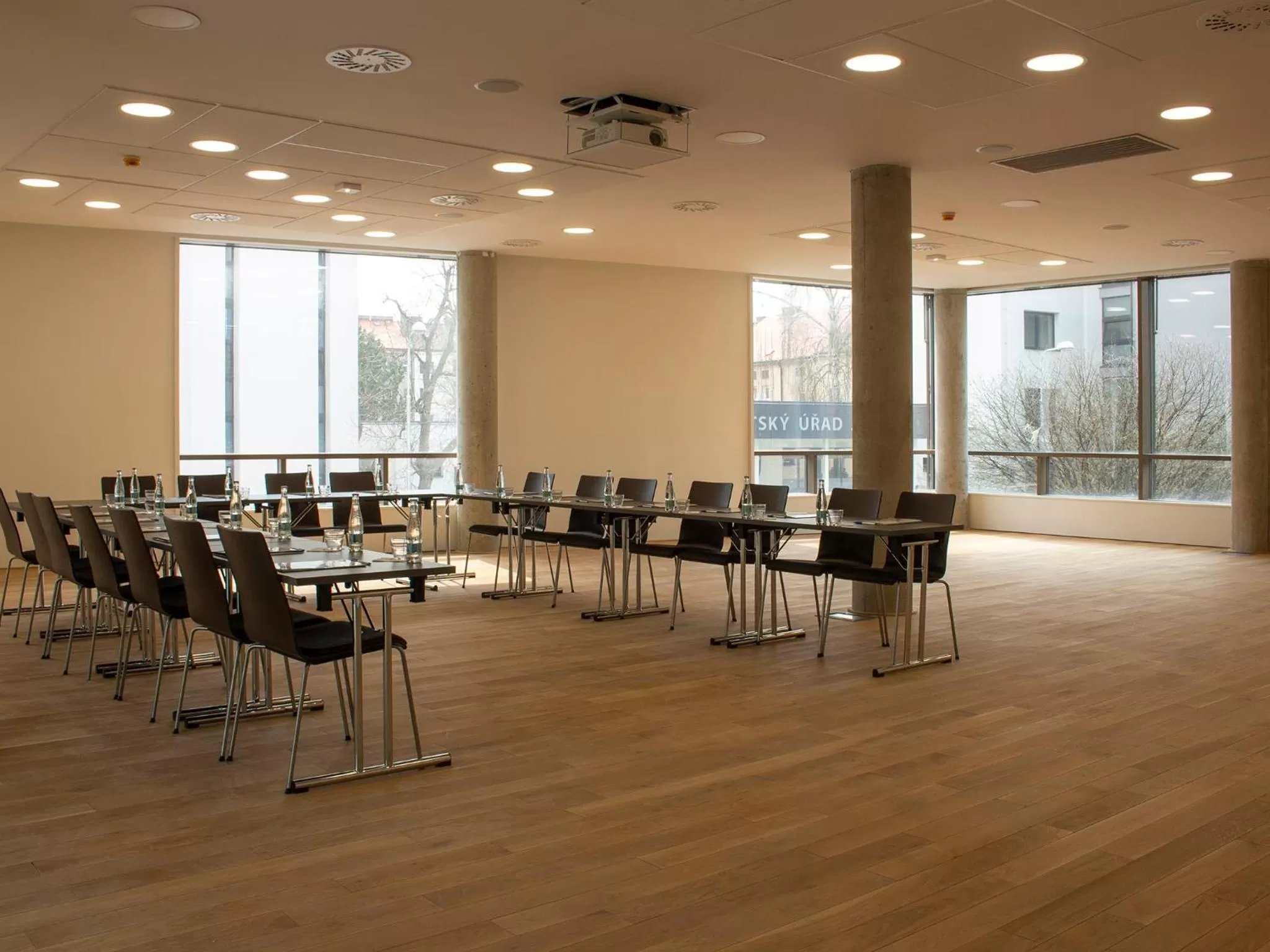 Business facilities in Hotel TAMMEL