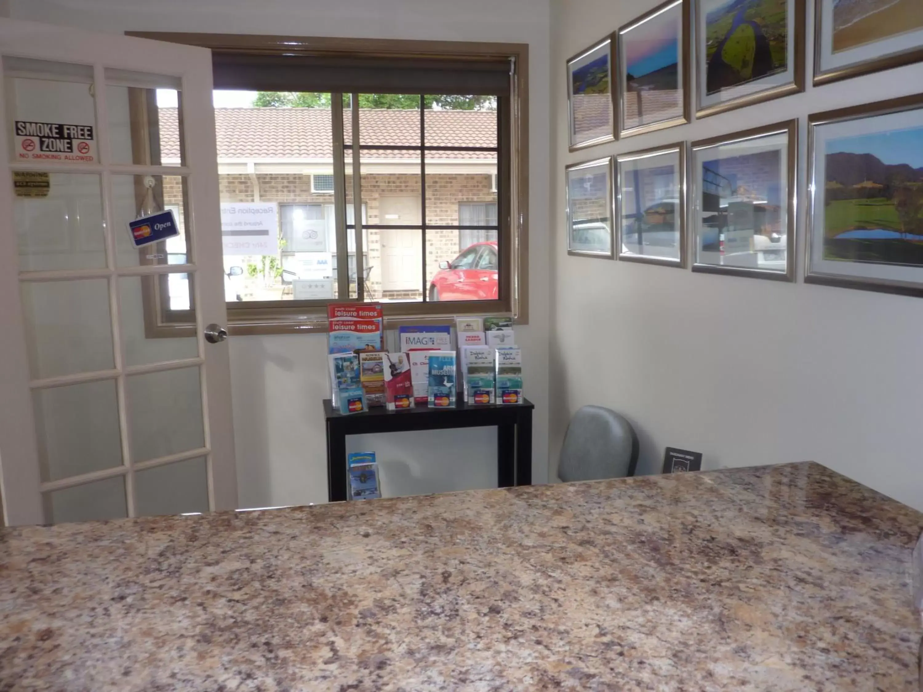 Lobby or reception in Marriott Park Motel Lobby or reception in Marriott Park Motel