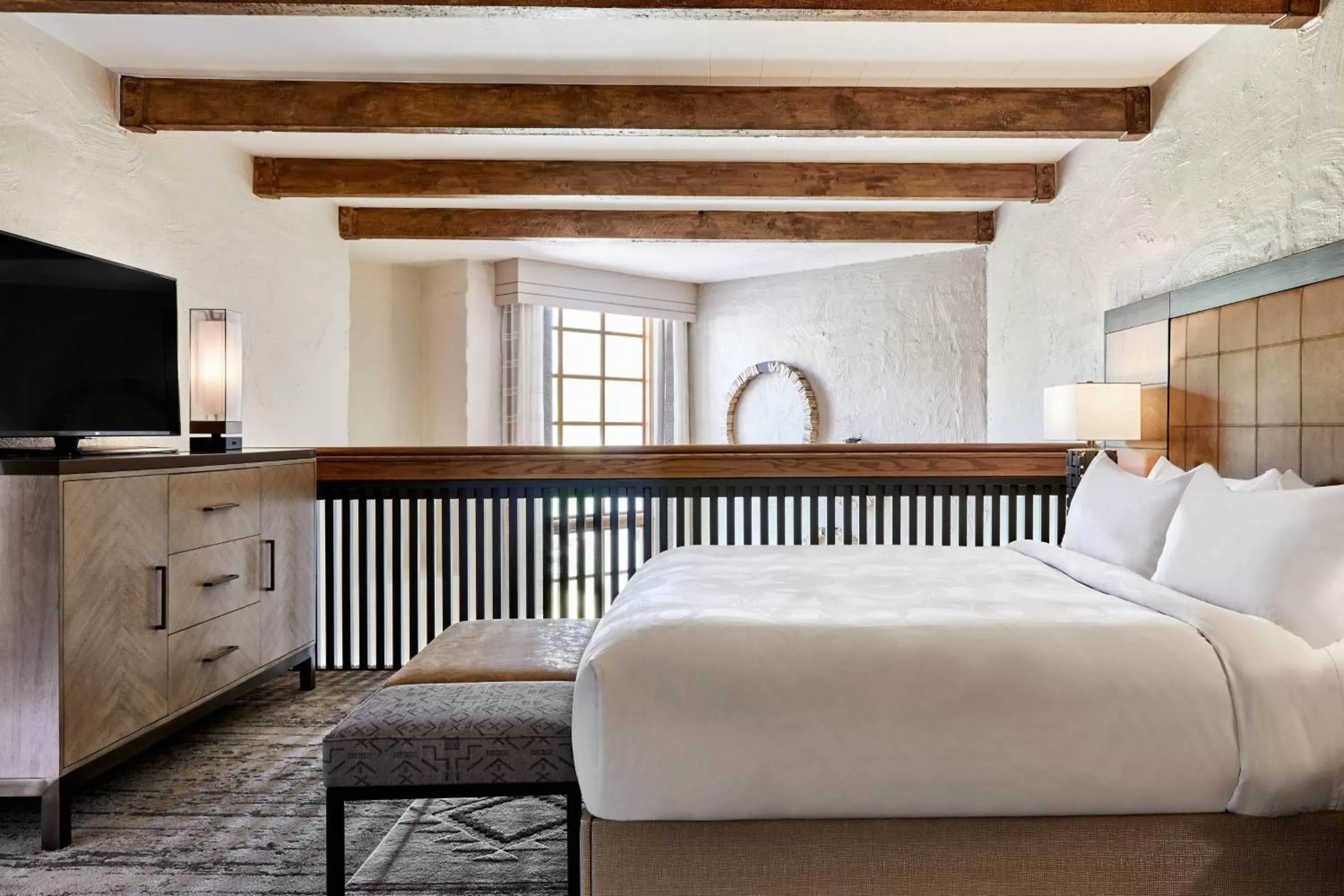 Bedroom in JW Marriott Scottsdale Camelback Inn Resort & Spa