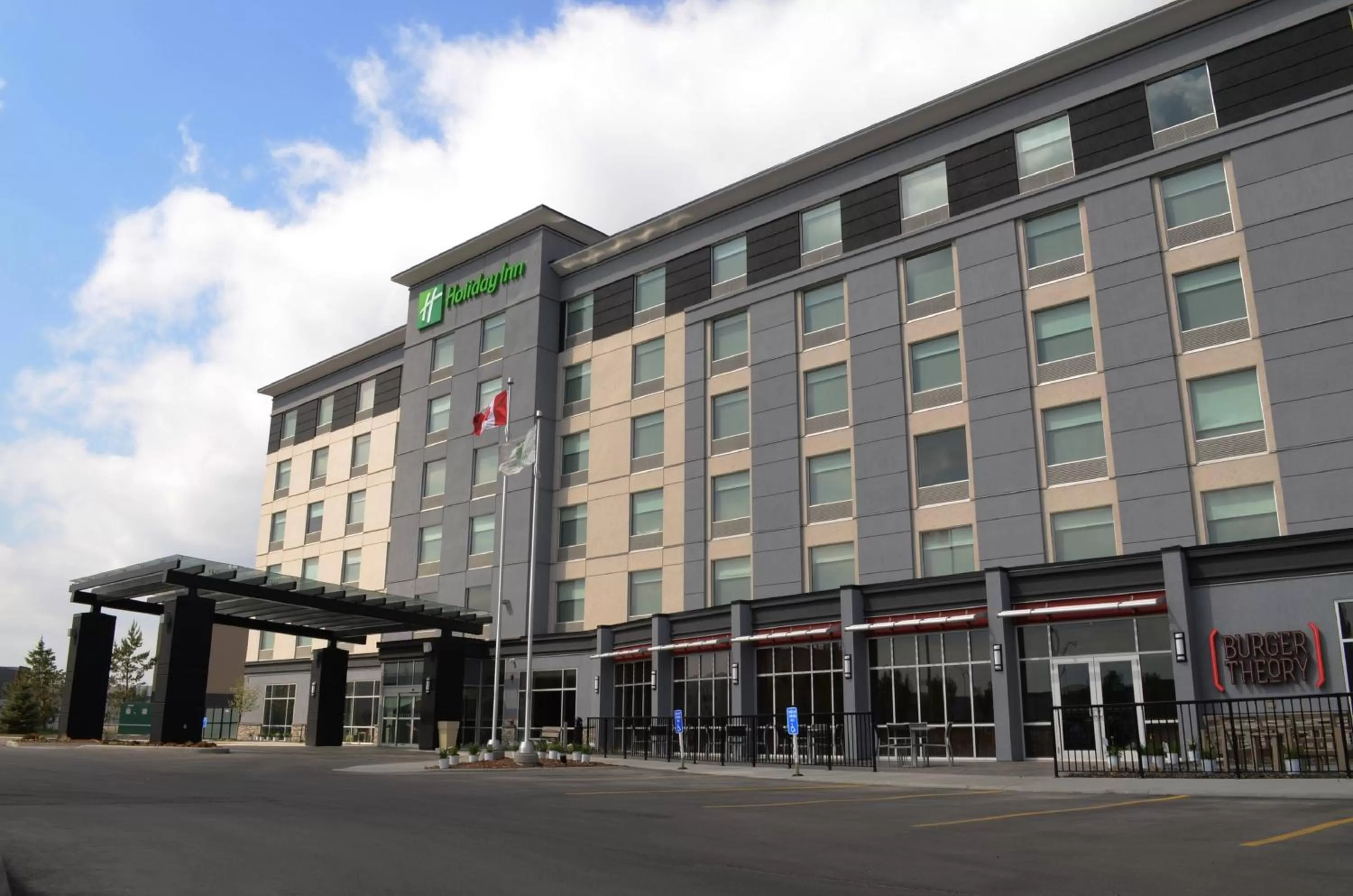 Property building in Holiday Inn Edmonton South - Evario Events by IHG