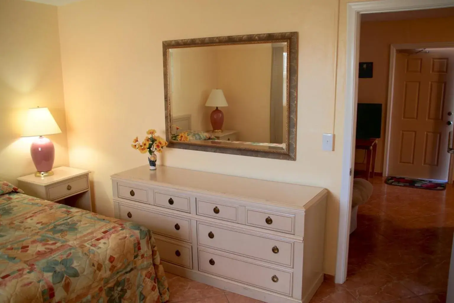 Bedroom in Lago Mar Motel and Apartments