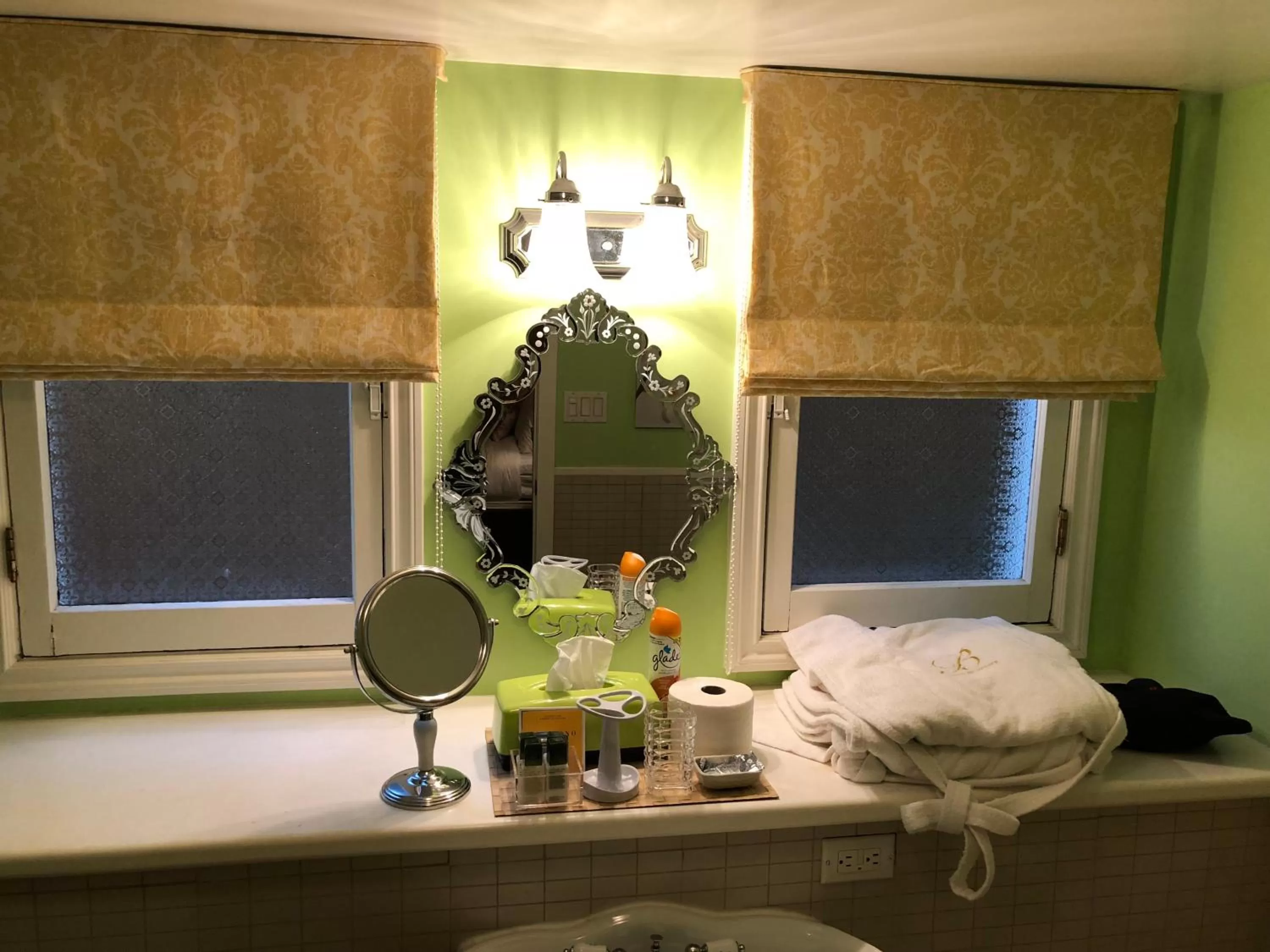 Bathroom in Barclay House Bed and Breakfast